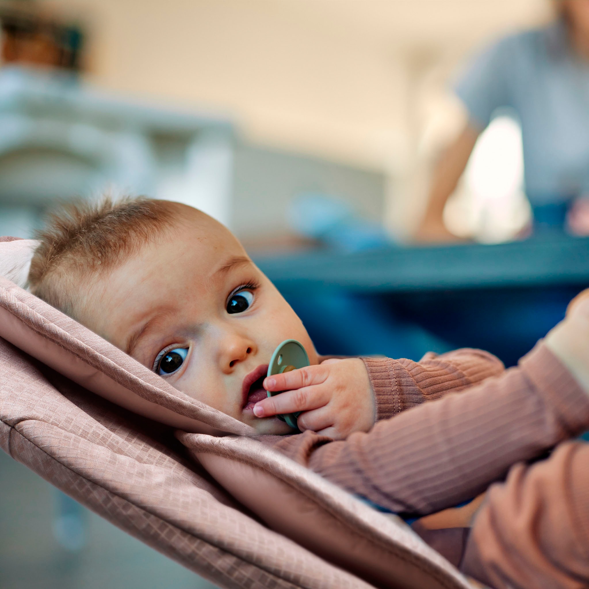 BabyGo Babywippe »Swing«, bis 9 kg, mit Fernbedienung, Musik, Schaukelfunktion