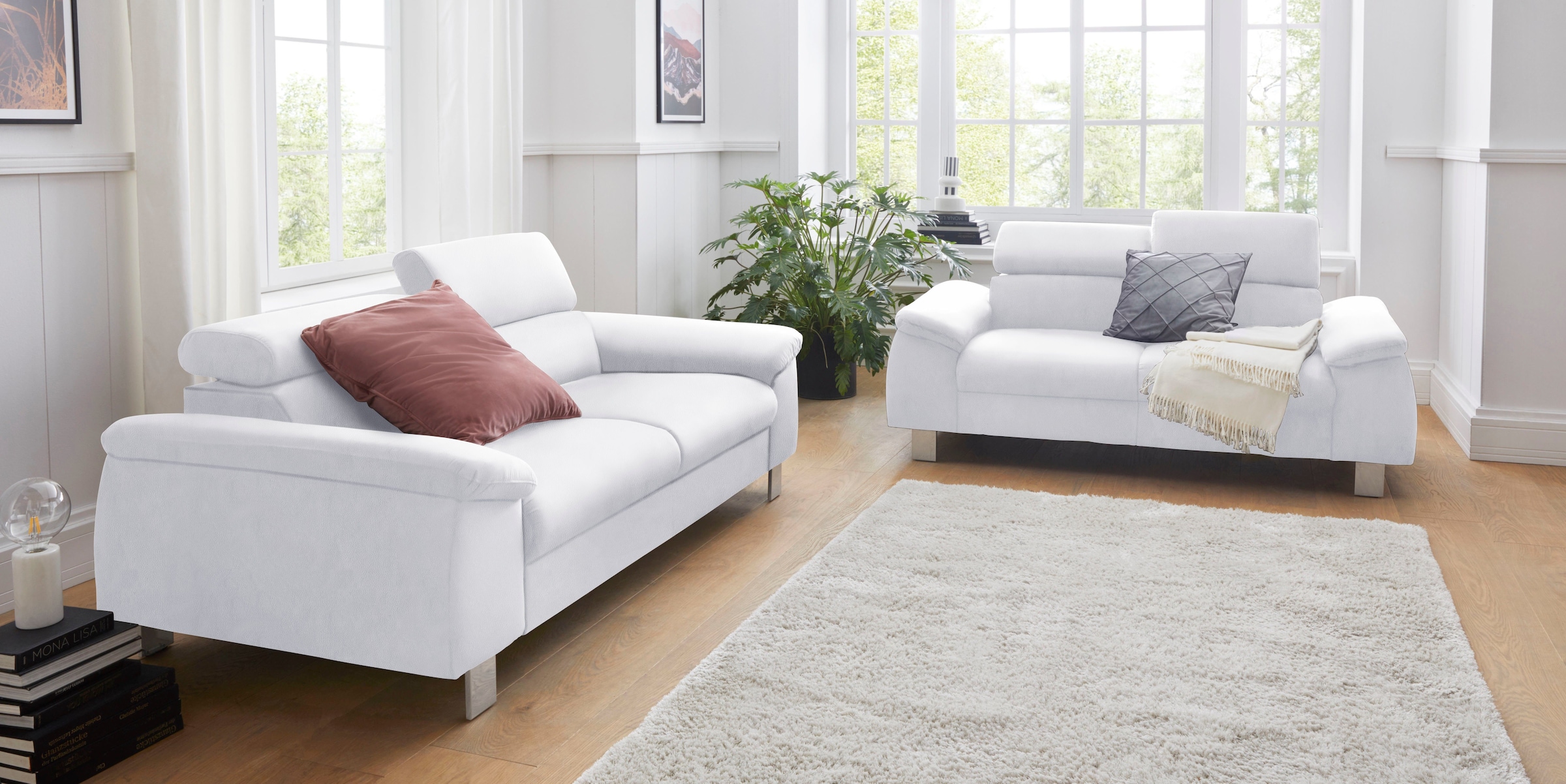 COTTA Polstergarnitur »Komaris«, (Set), Set bestehend aus: 2-Sitzer mit Kopfteilverstellung & Hocker