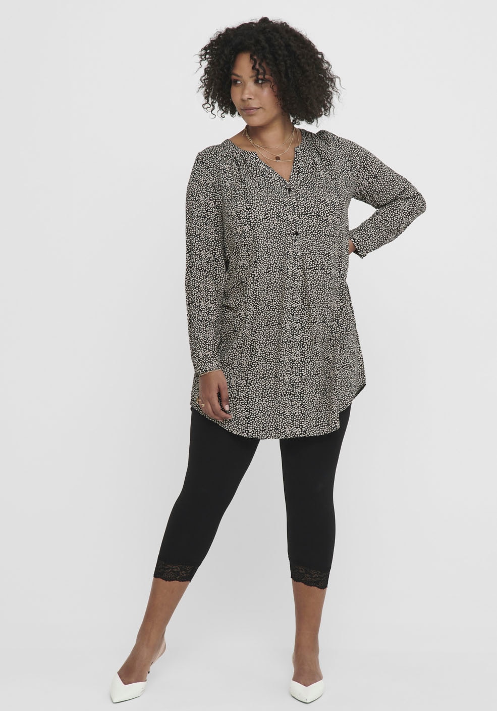 ONLY CARMAKOMA Caprileggings »CARTIME LIFE CALF LACE«  mit Spitzensaum