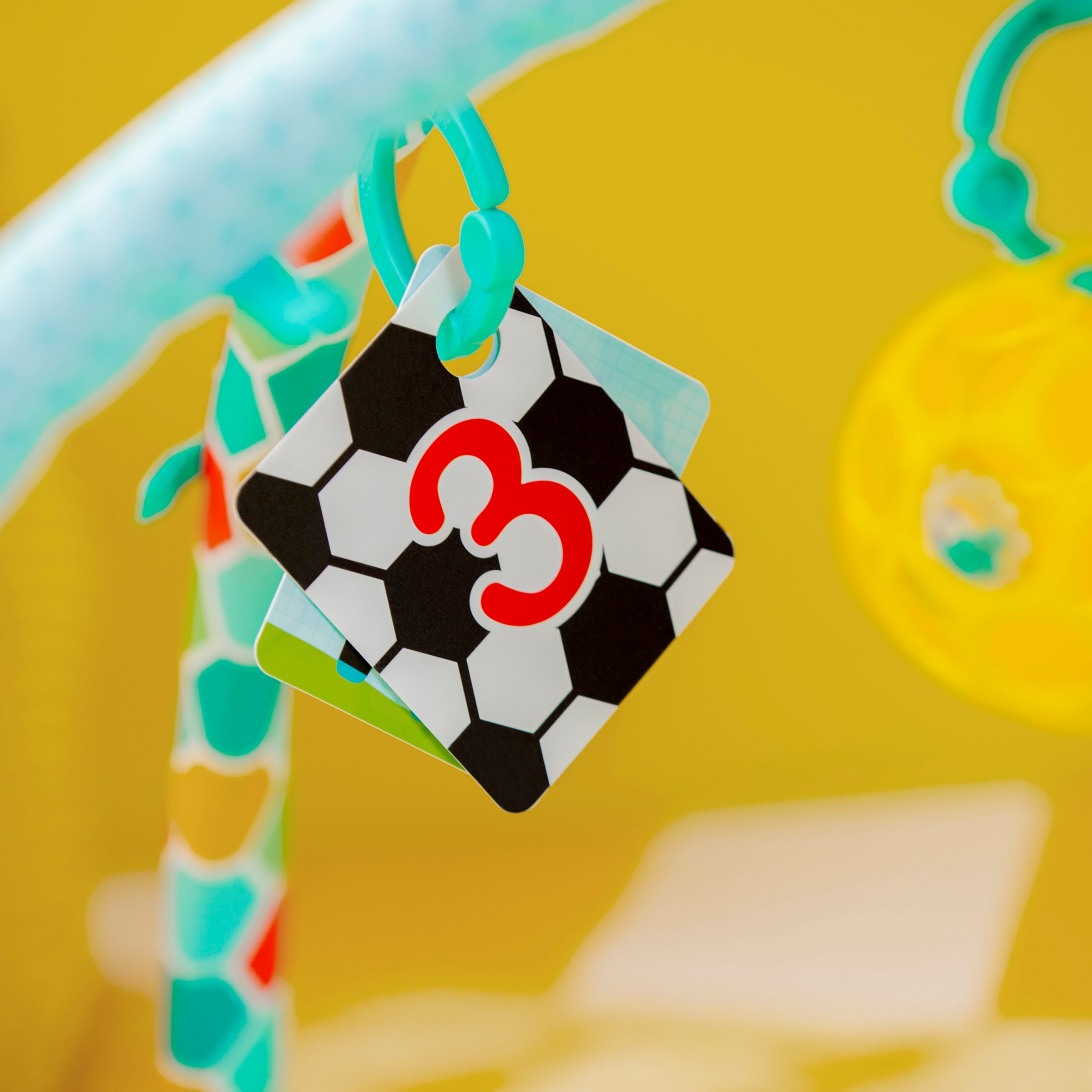 Bright Starts Spielbogen »Grip & Kick Activity Gym«, mit Licht- und Soundeffekt
