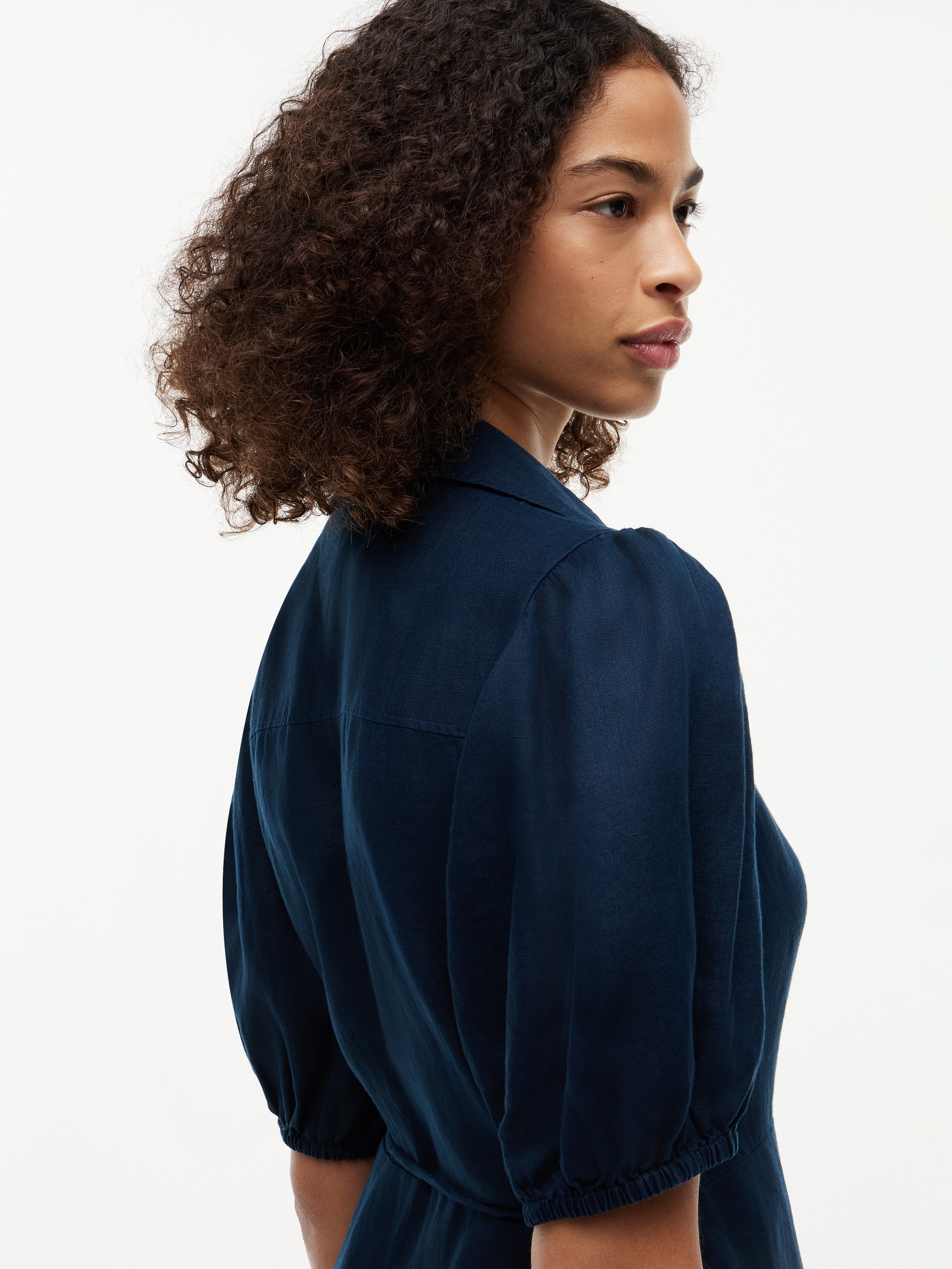 Tommy Hilfiger Wickelkleid »SUMR LINEN WRAP LNG MIDI DRS« Leinen, Bindeband