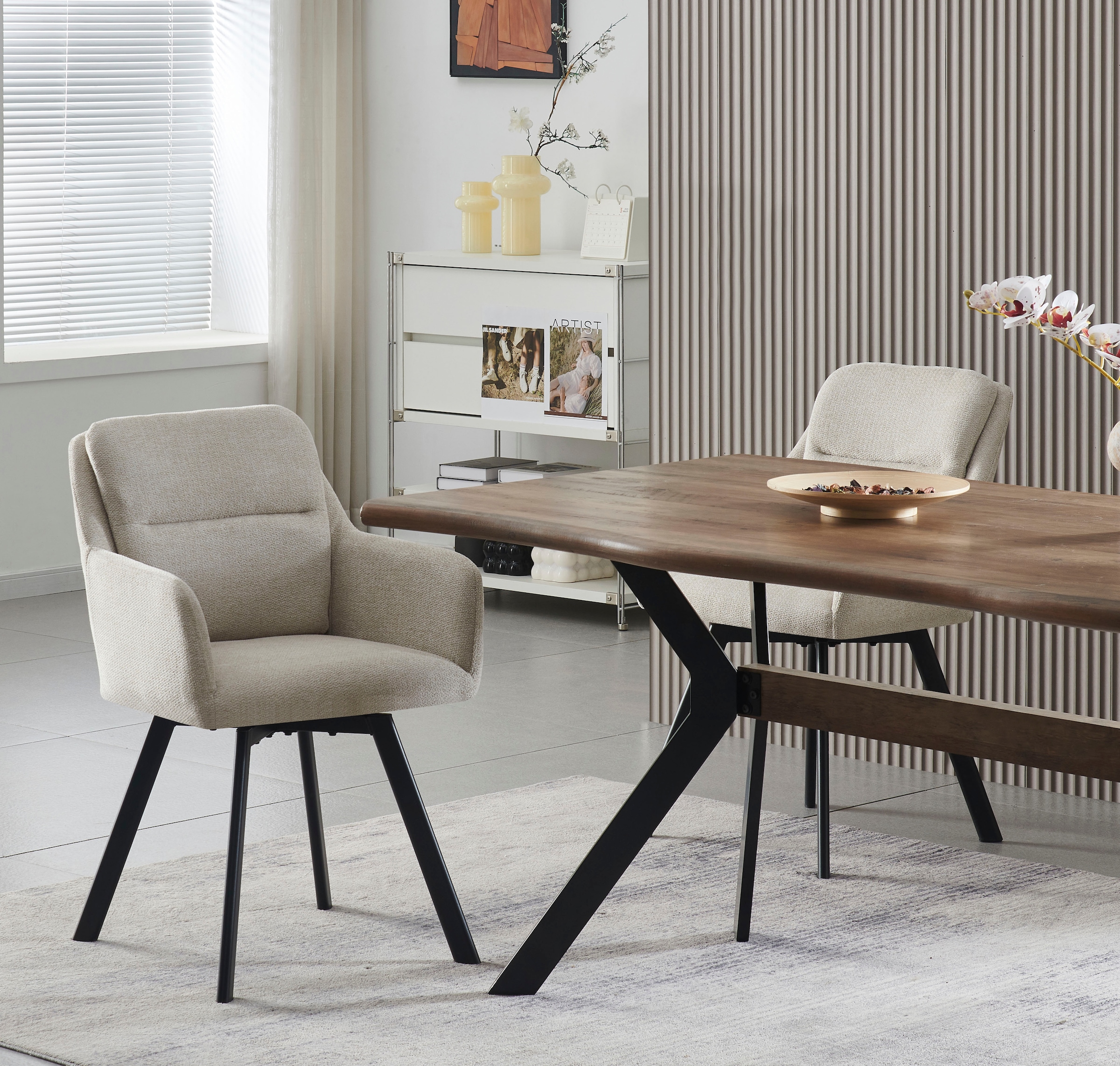 Home affaire Esszimmerstuhl »NEEPAWA, 2er Set, mit Metallgestell in matt schwarz« (Set) 2 Stk.in verschiedenen Farben, Belsatbarkeit pro Stuhl 120 kg, mit Armlehne