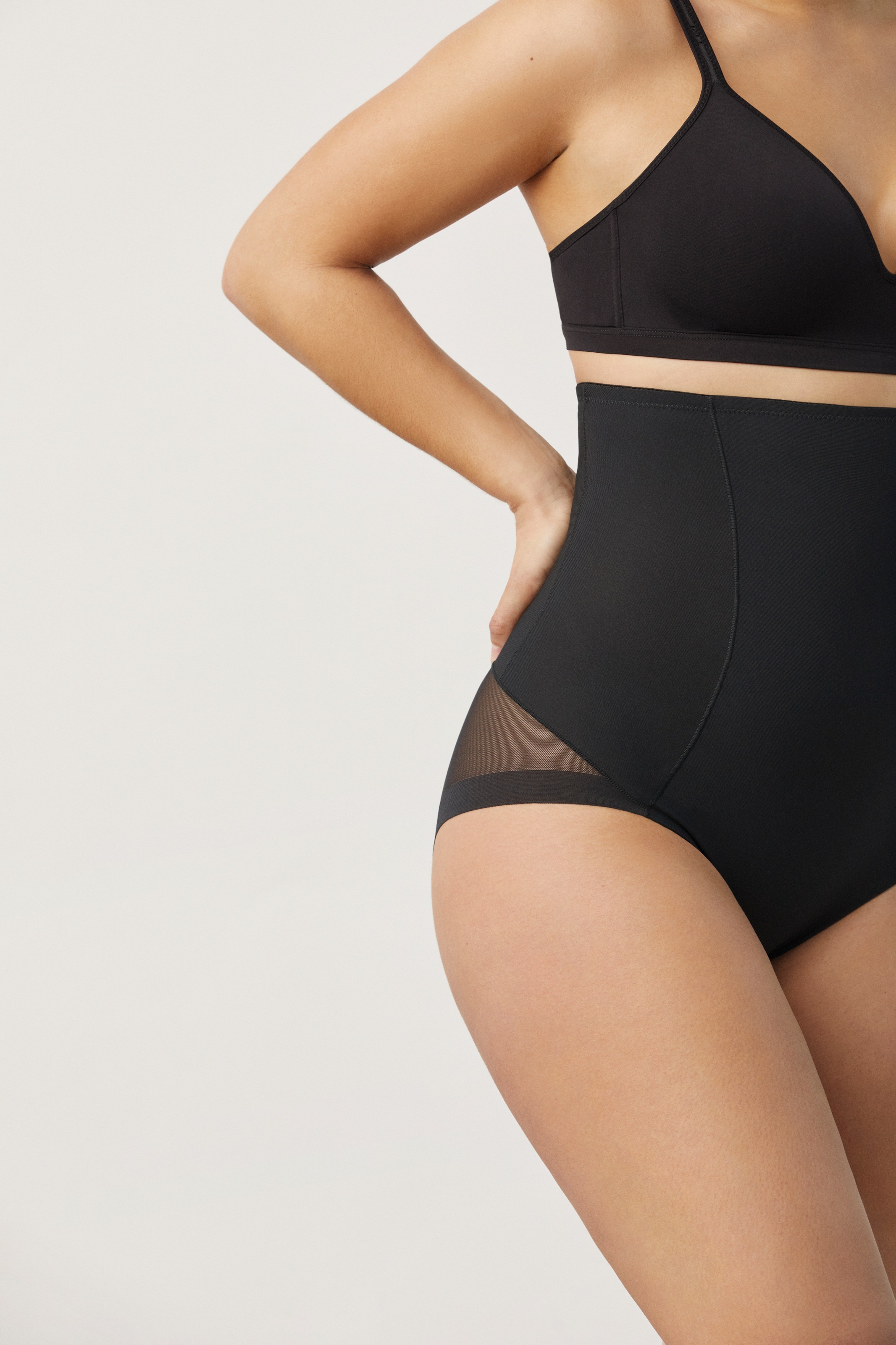 YSABEL MORA High-Waist-Panty, (2er Pack), hoch geschnitten, elastisch, starker Shape-Effekt, Tüll