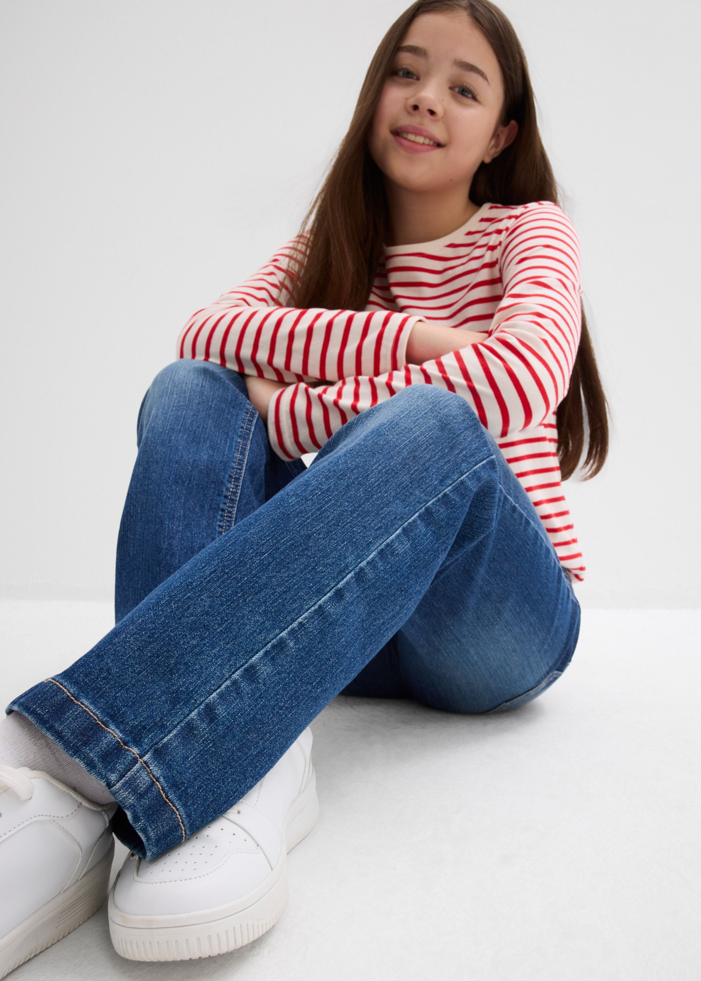 bonprix Straight-Jeans für Mädchen, Regular Fit, mit mittelhohem Bund, gerader Schnitt