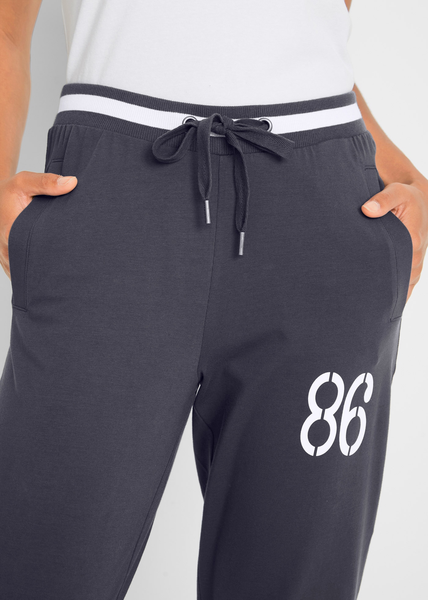 bonprix Jogginghose »Jogginghose, 3/4-Länge aus Baumwollmix«  aus Baumwollmix, mit Stretch-Material, Regular Fit, casual Stil
