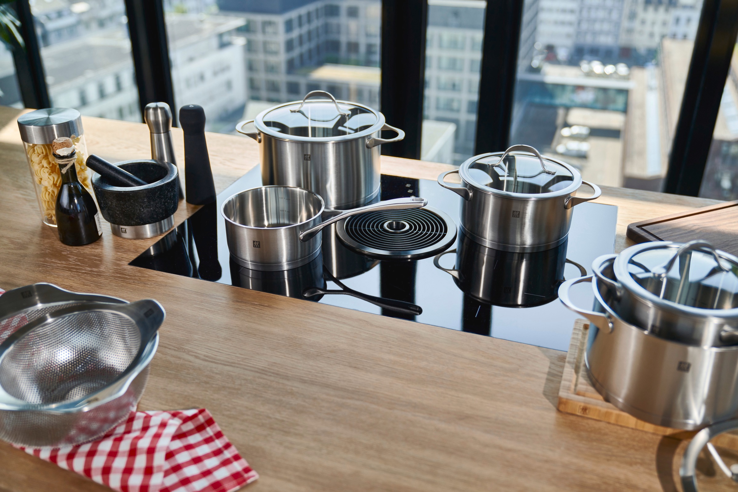 Zwilling Topf-Set »Essence« Set, je 1 Kochtopf Ø 16/20/24 cm, 1 Bratentopf günstig online kaufen