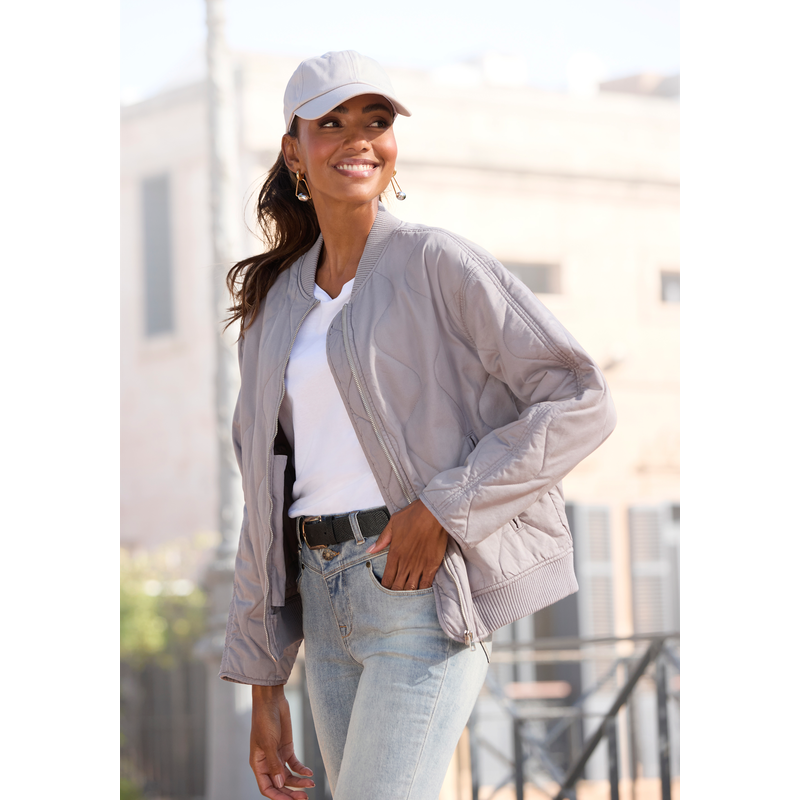 LASCANA Steppjacke in modischer Optik mit Taschen, Bomber-Design grau 40 40 Steppjacke mit Ziernähten