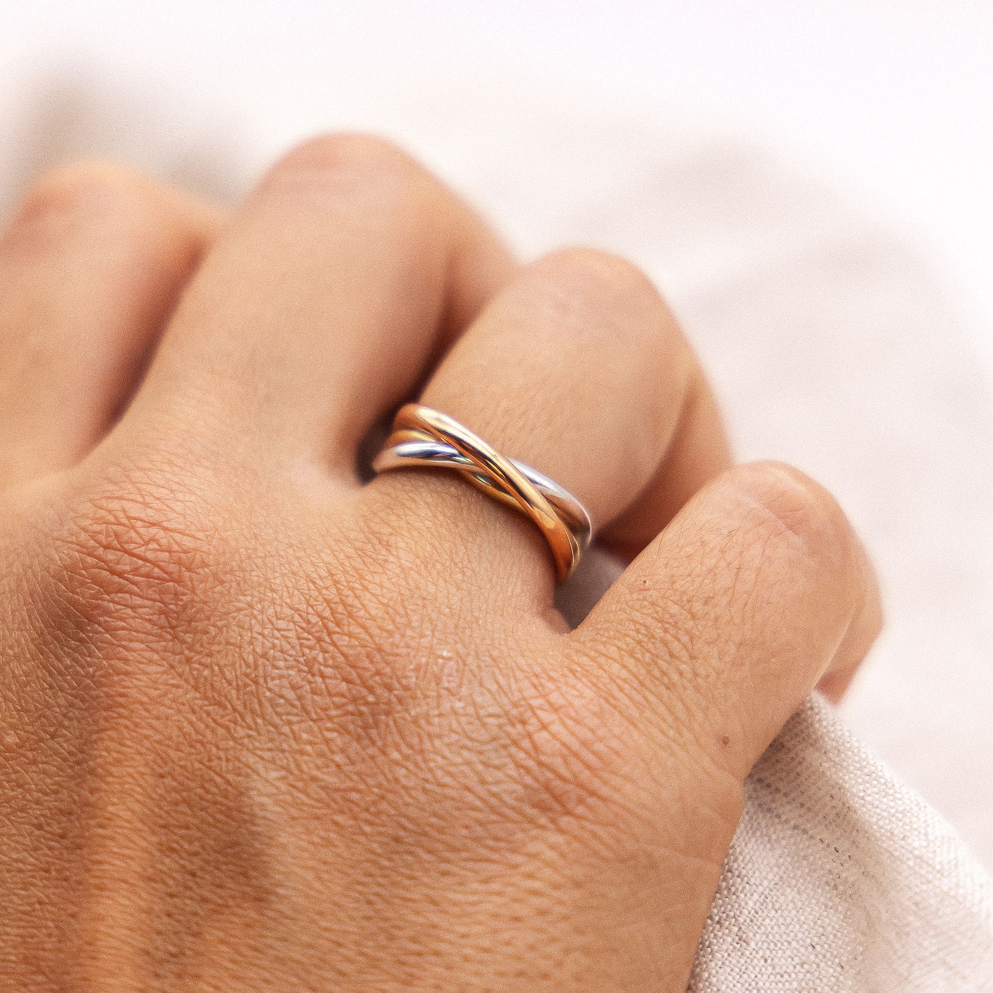 Fascination by Ellen K. Fingerring »Gold 333 dreifarbig«