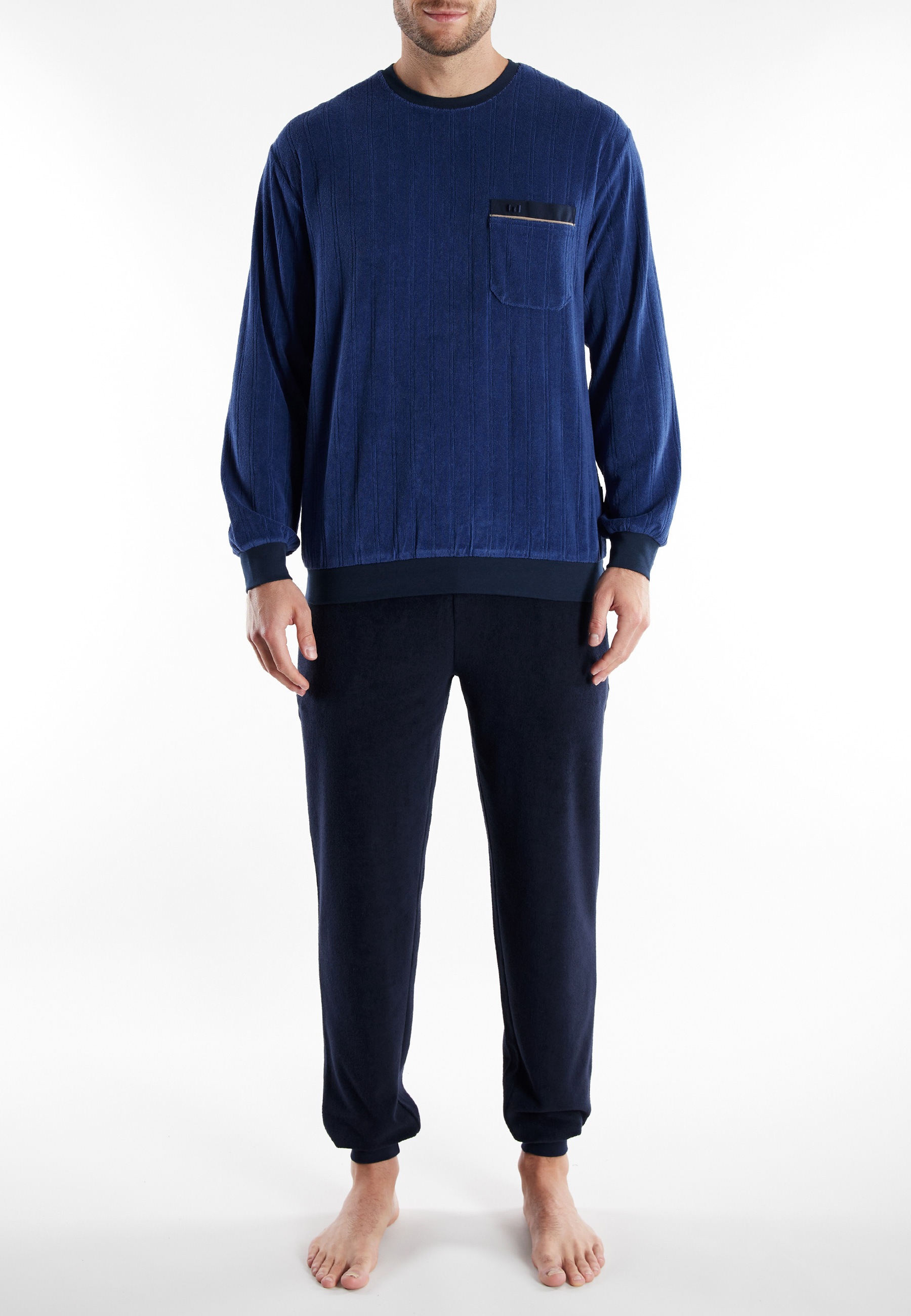 GÖTZBURG Schlafanzug »Kos« 2 Stk. tlg., mit Brusttasche, langen Ärmeln und Rundhalsausschnitt
