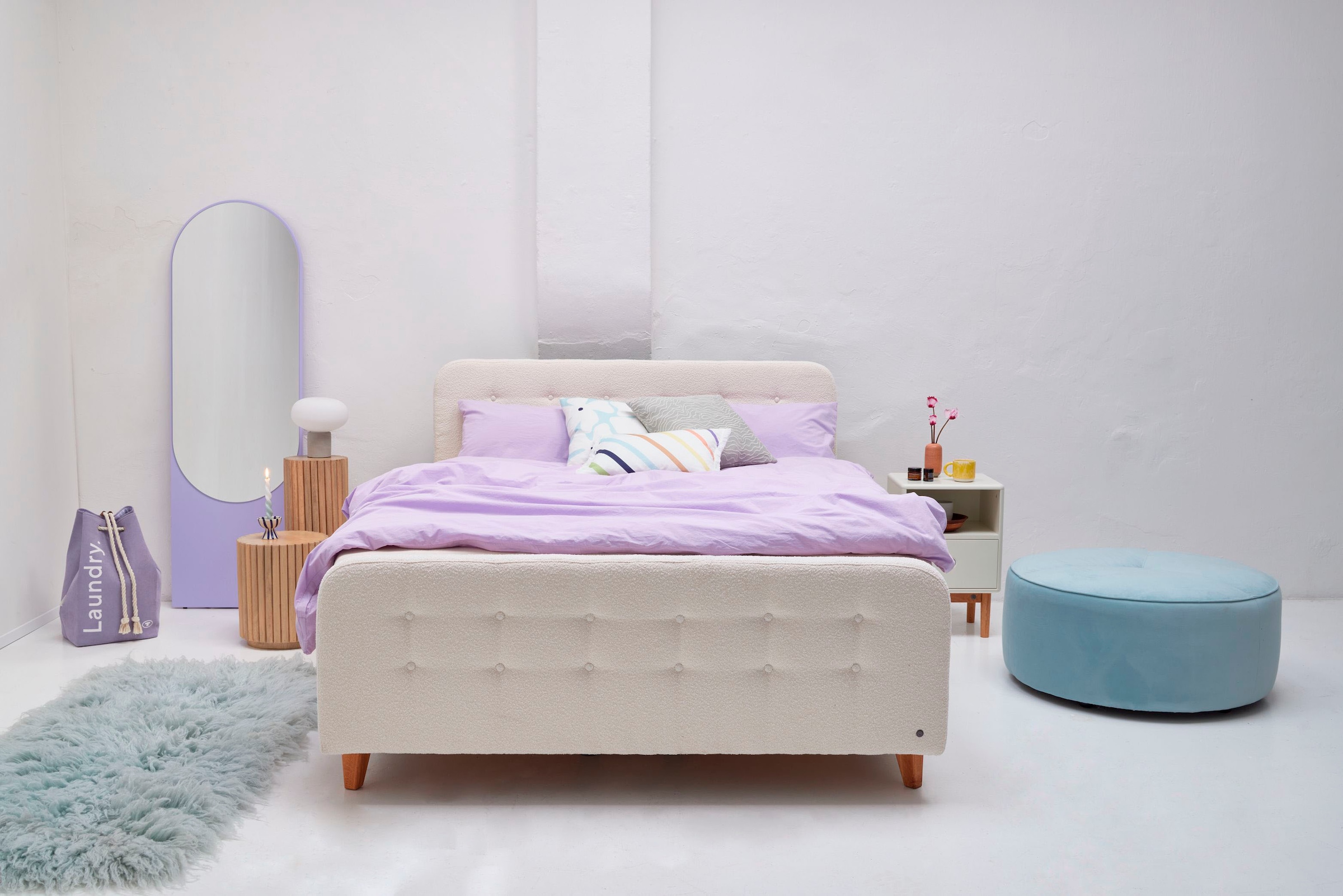 4. Bild von TOM TAILOR HOME Boxspringbett »NORDIC BOX«, mit Knopfheftung, in weichem Bouclé-Stoff, Füße in Buche natur