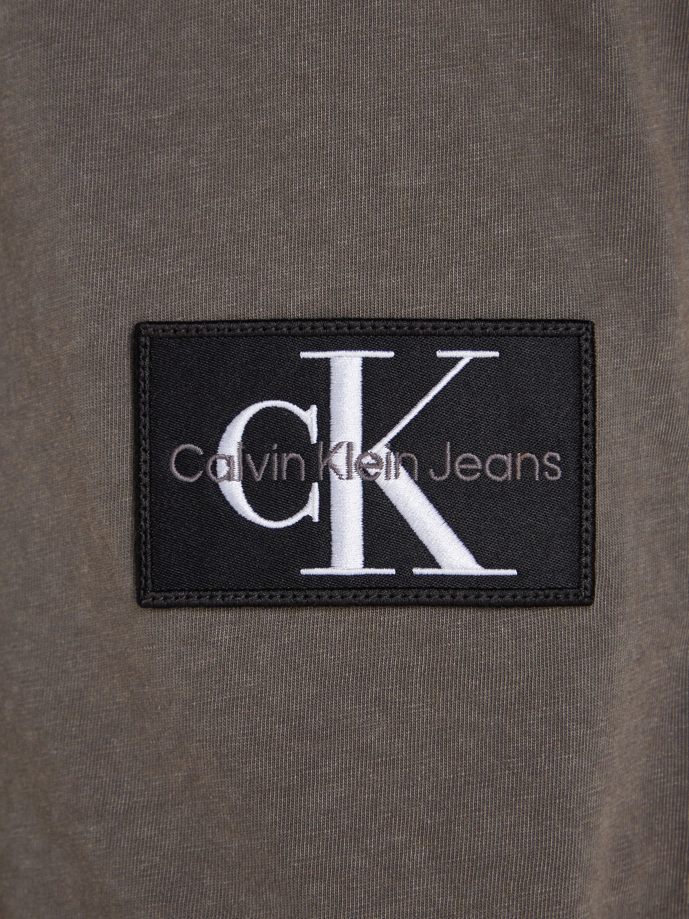 Calvin Klein Jeans T-Shirt »WASHED MONOLOGO BADGE TEE«, mit Logopatch