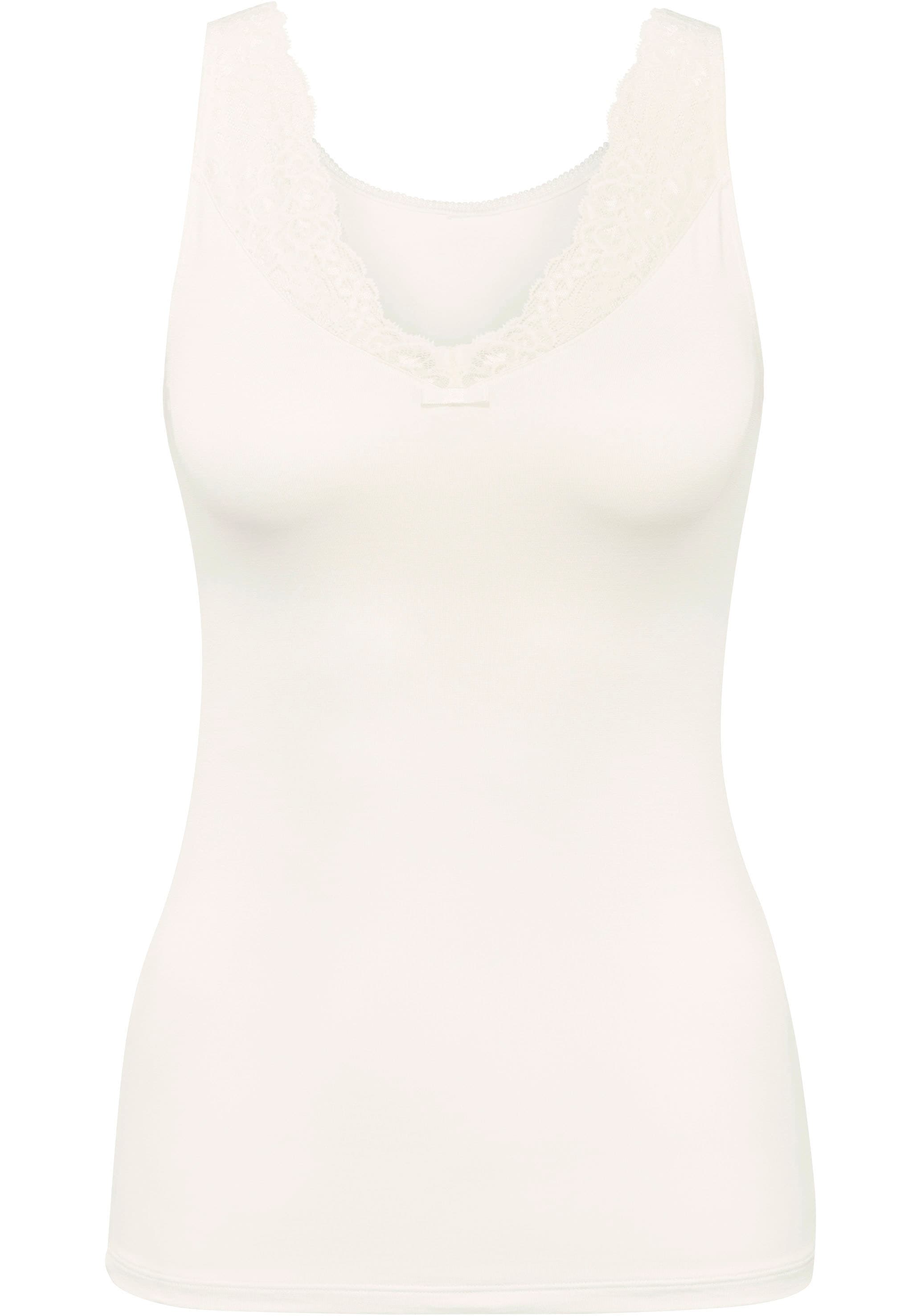 CALIDA Unterhemd »Sensual Secrets«, mit elegantem V-förmigen Spitzeneinsatz