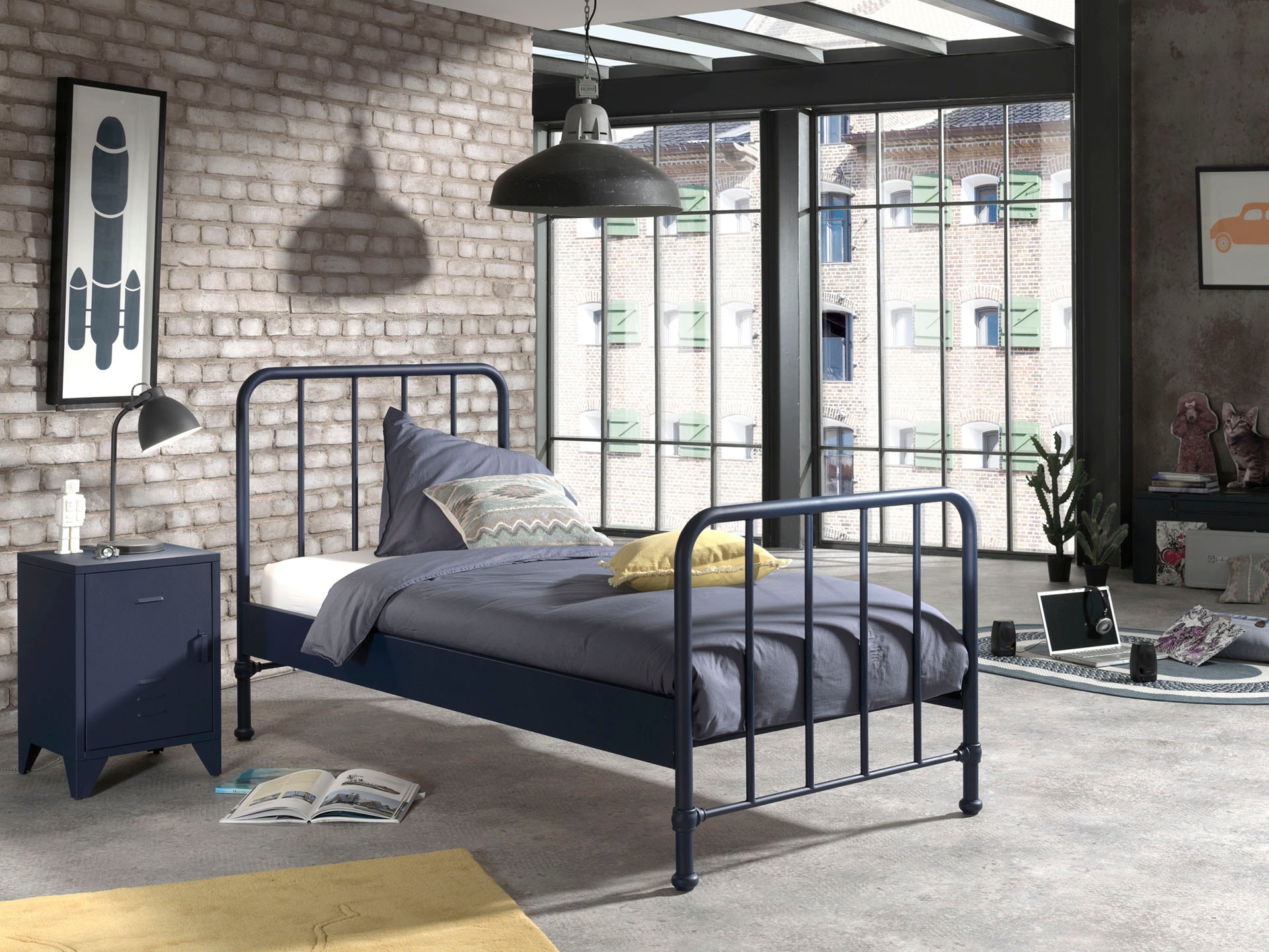 Vipack Jugendbett »Bronxx«, (Made in Europe), Metallbett