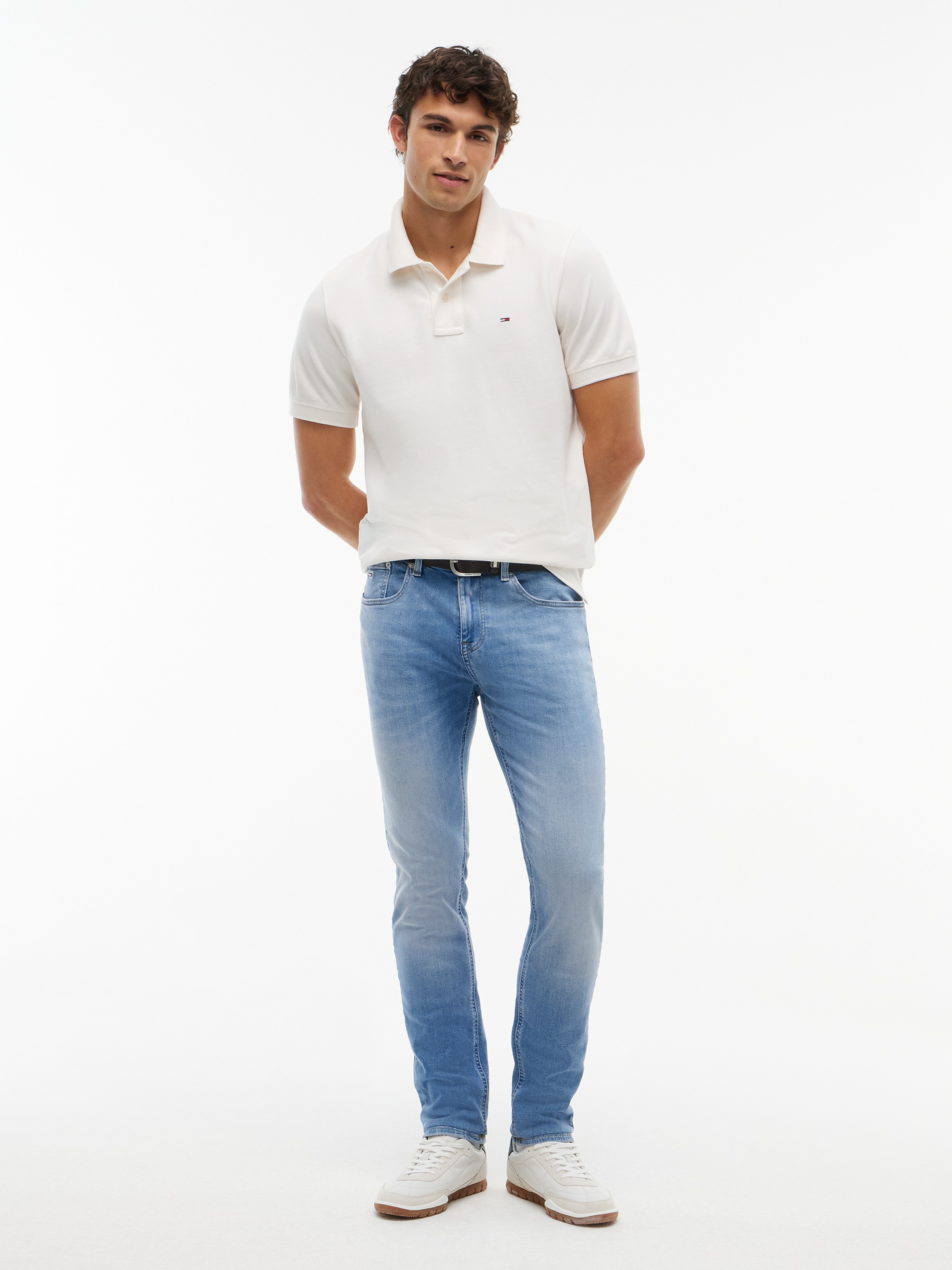 Tommy Jeans »Austin Slim Tapered« zum Knöchel hin schmaler werdende Jeans mit mittlerer Leibhöhe