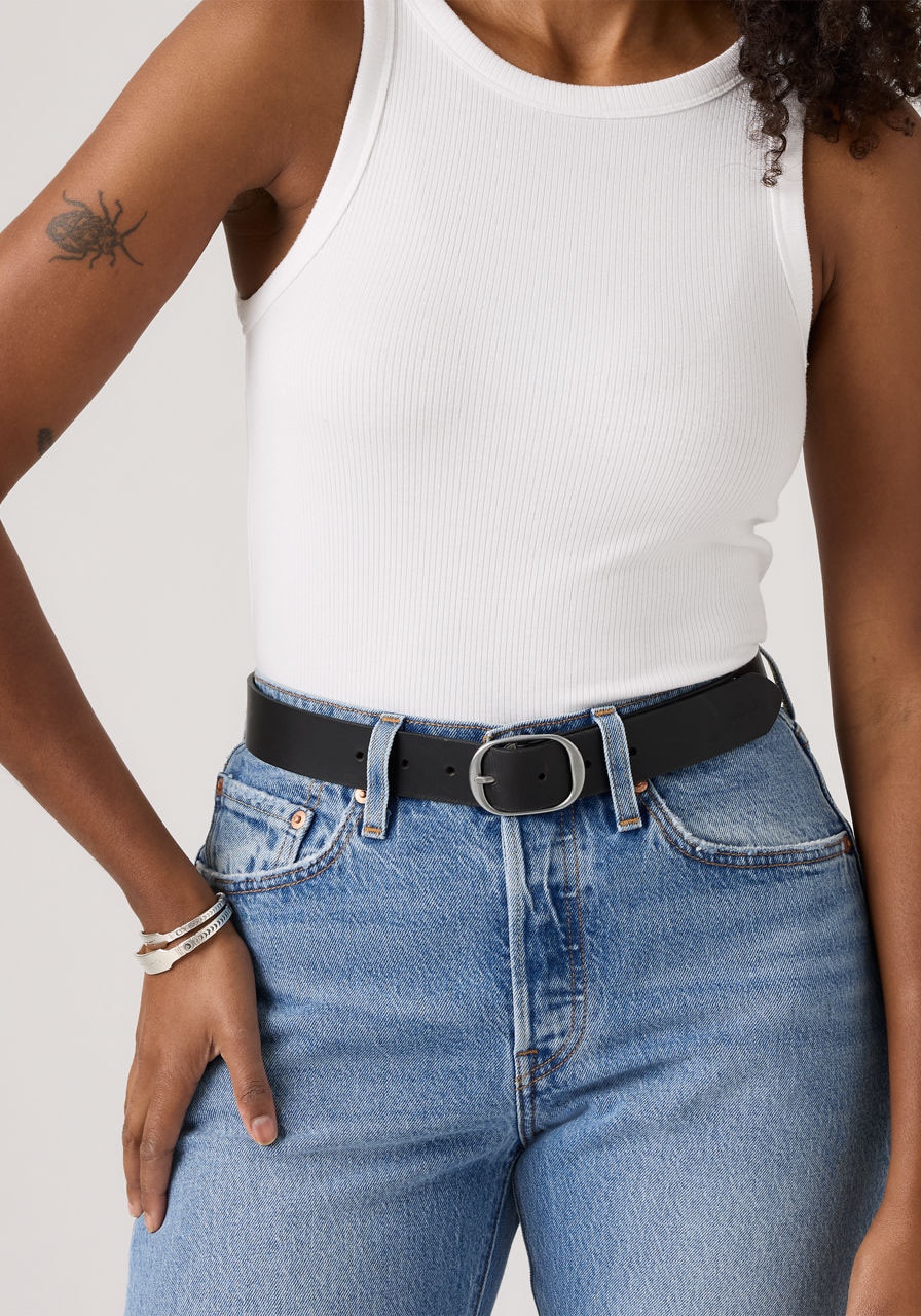 Levi's® Ledergürtel mit Logoprägung