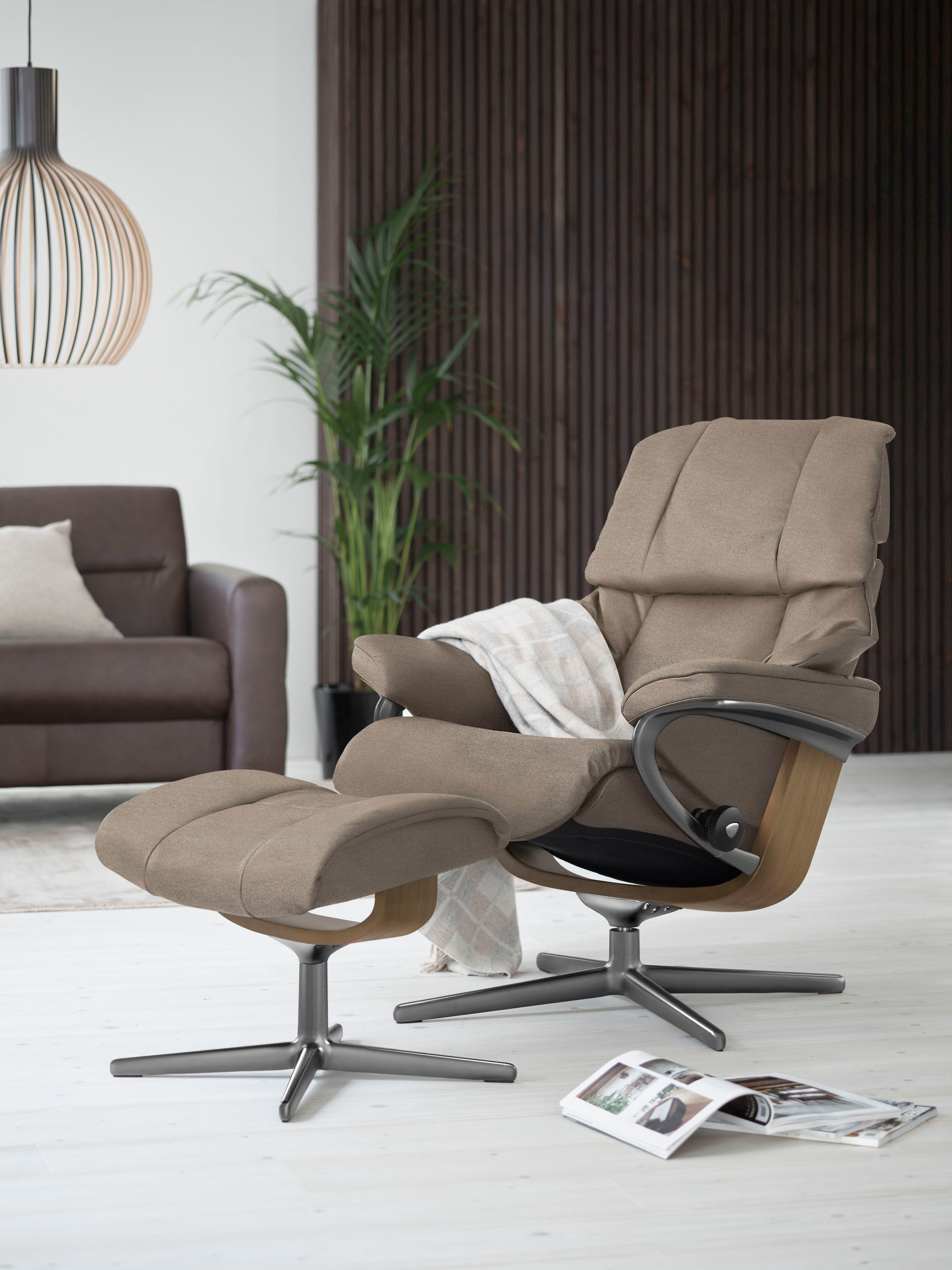 Stressless® Relaxsessel »Reno«, mit Cross Base, Größe S, M & L, Holzakzent günstig online kaufen