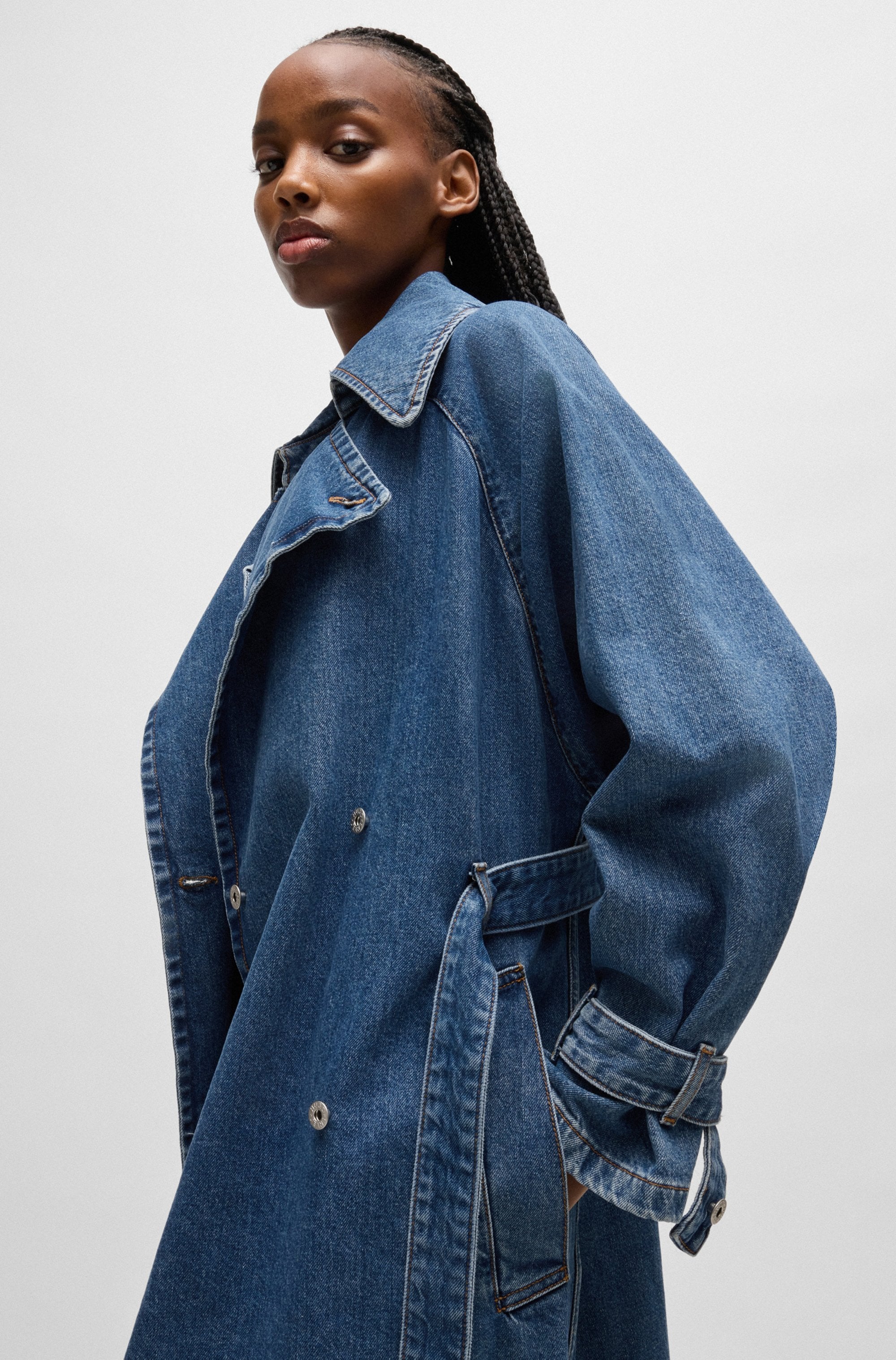 HUGO Blue Trenchcoat »Garena«, mit Taillengürtel, All Over Denim Fashion Piece Jeanstrenchcoat