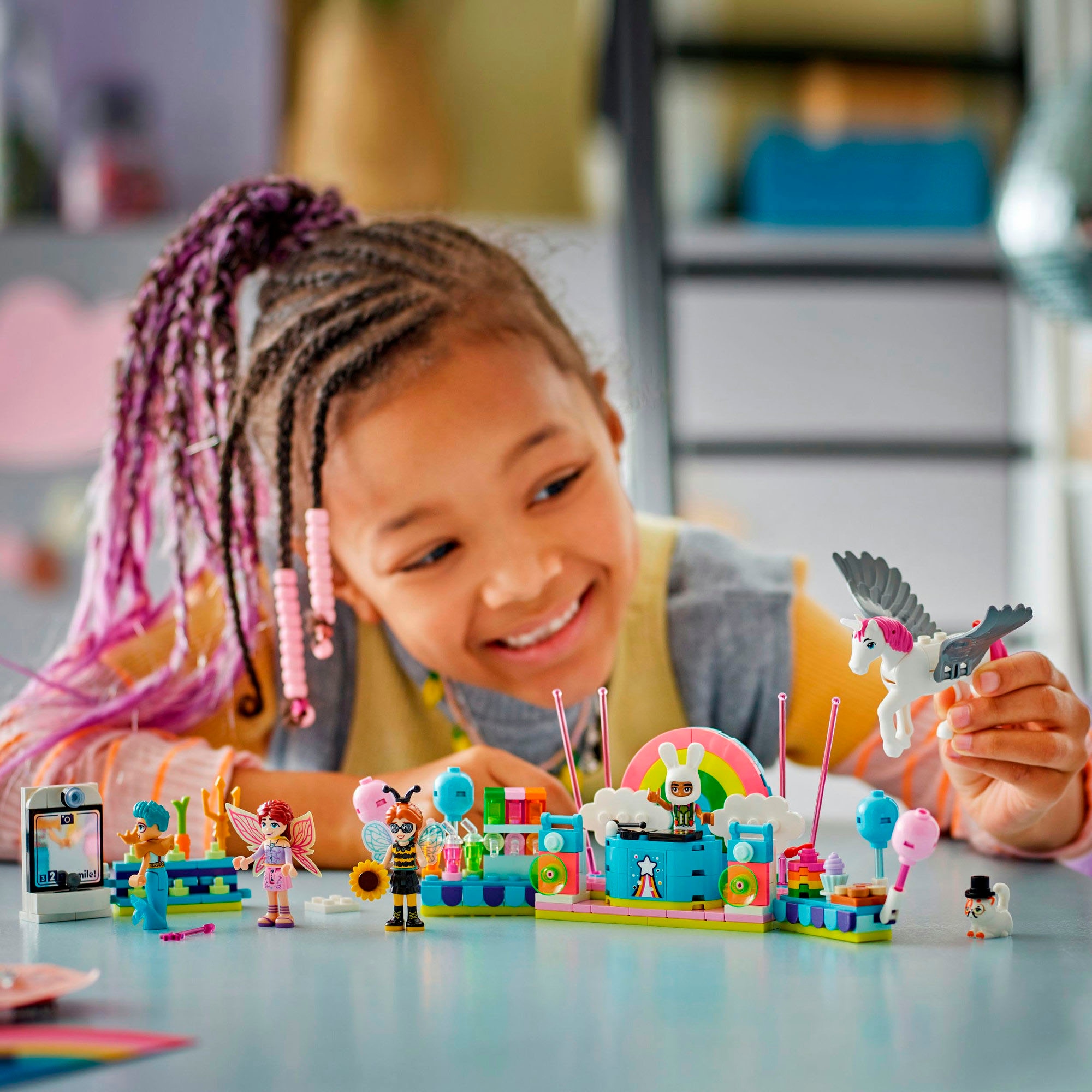 LEGO® Konstruktionsspielsteine »Kostümparty mit Einhorn und Fee (42661), LEGO Friends«, (261 St.), Made in Europe