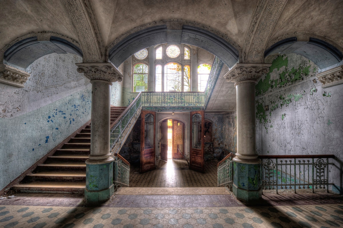 Papermoon Fototapete »Lost Space Beelitz« günstig online kaufen