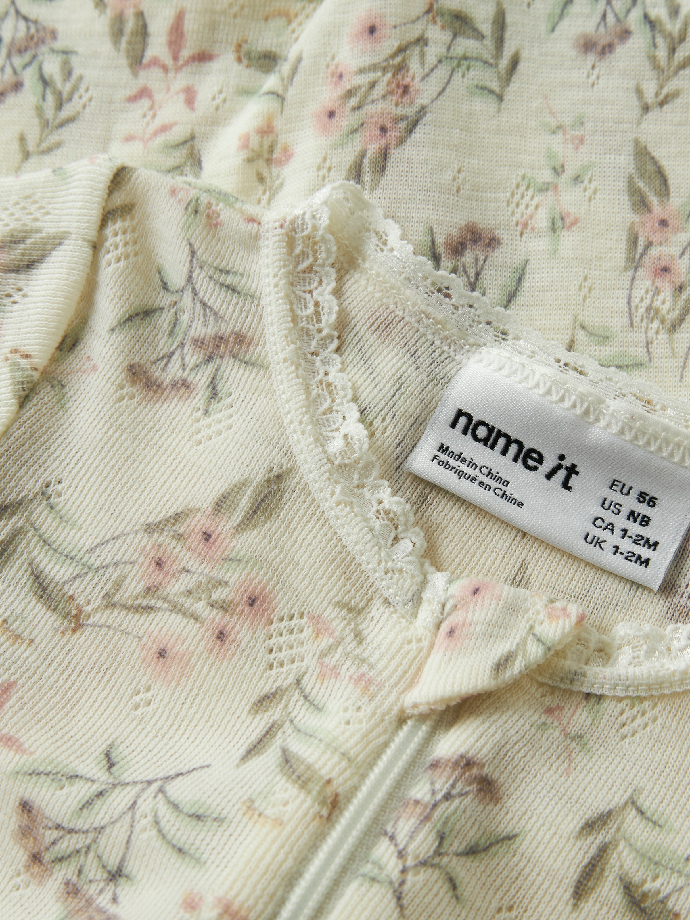 Name It Schlafanzug »NBFWANG WOOL NEEDLE NIGHTSUIT NOOS« für Babys, aus Wolle in Strickqualität, Regular Fit