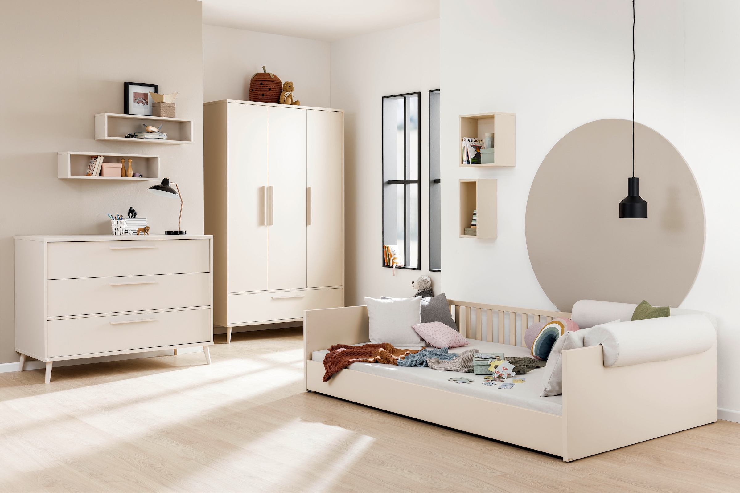 PAIDI Kleiderschrank »EEFJE in Beige mit Schublade und Türen, verschiedene Ausführungen« B/H/T ca. 95-123/139-204/41-57cm, mit 2 oder 3 Türen + Tiny-Variante,  stabiler Drehtürenschrank aus Holz, mit Soft-Close-Funktion