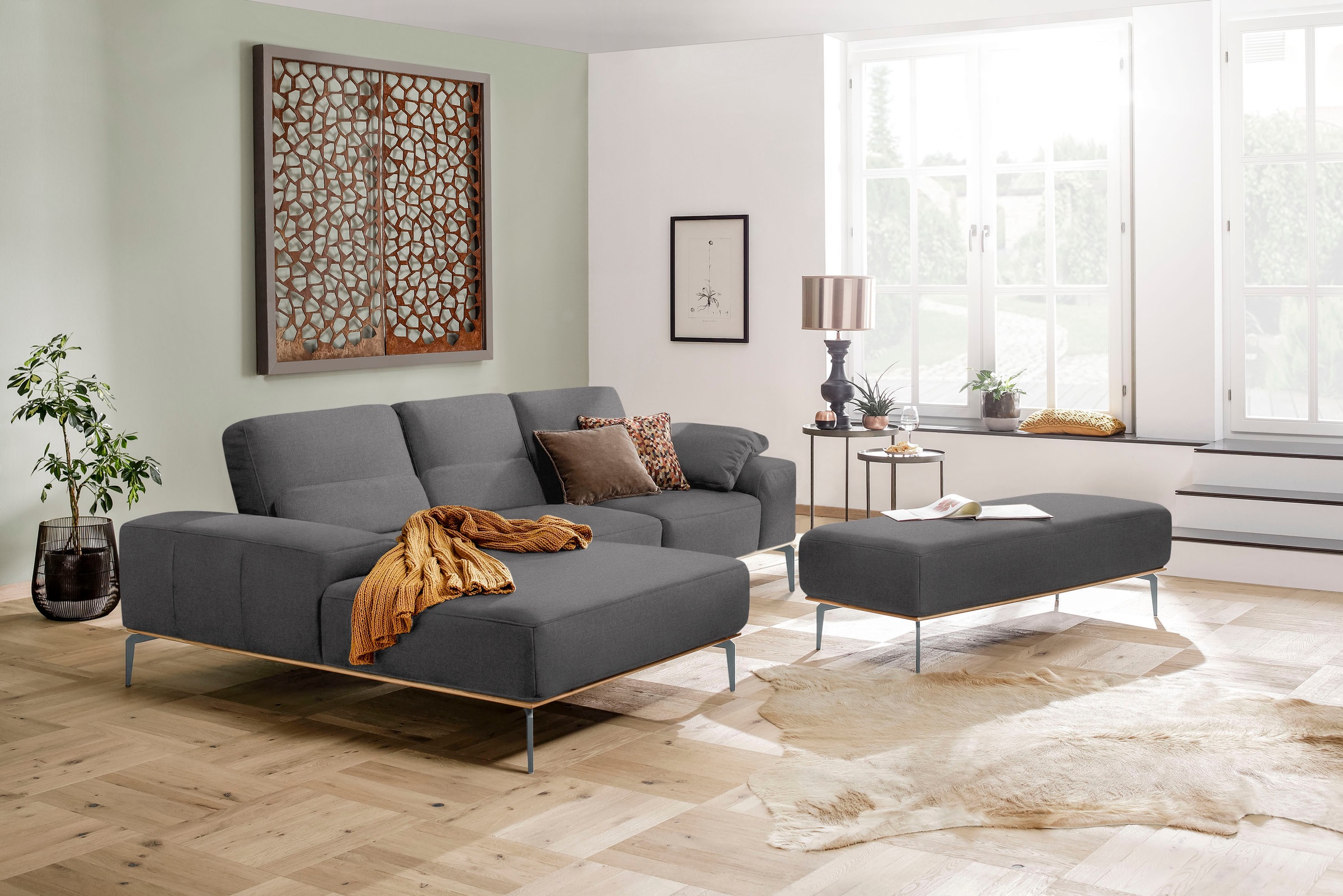 W.SCHILLIG Ecksofa »run, Designsofa mit tollem Sitzkomfort, bequem, L-Form«, mit elegantem Holzsockel, Füße in Silber matt, Breite 279 cm