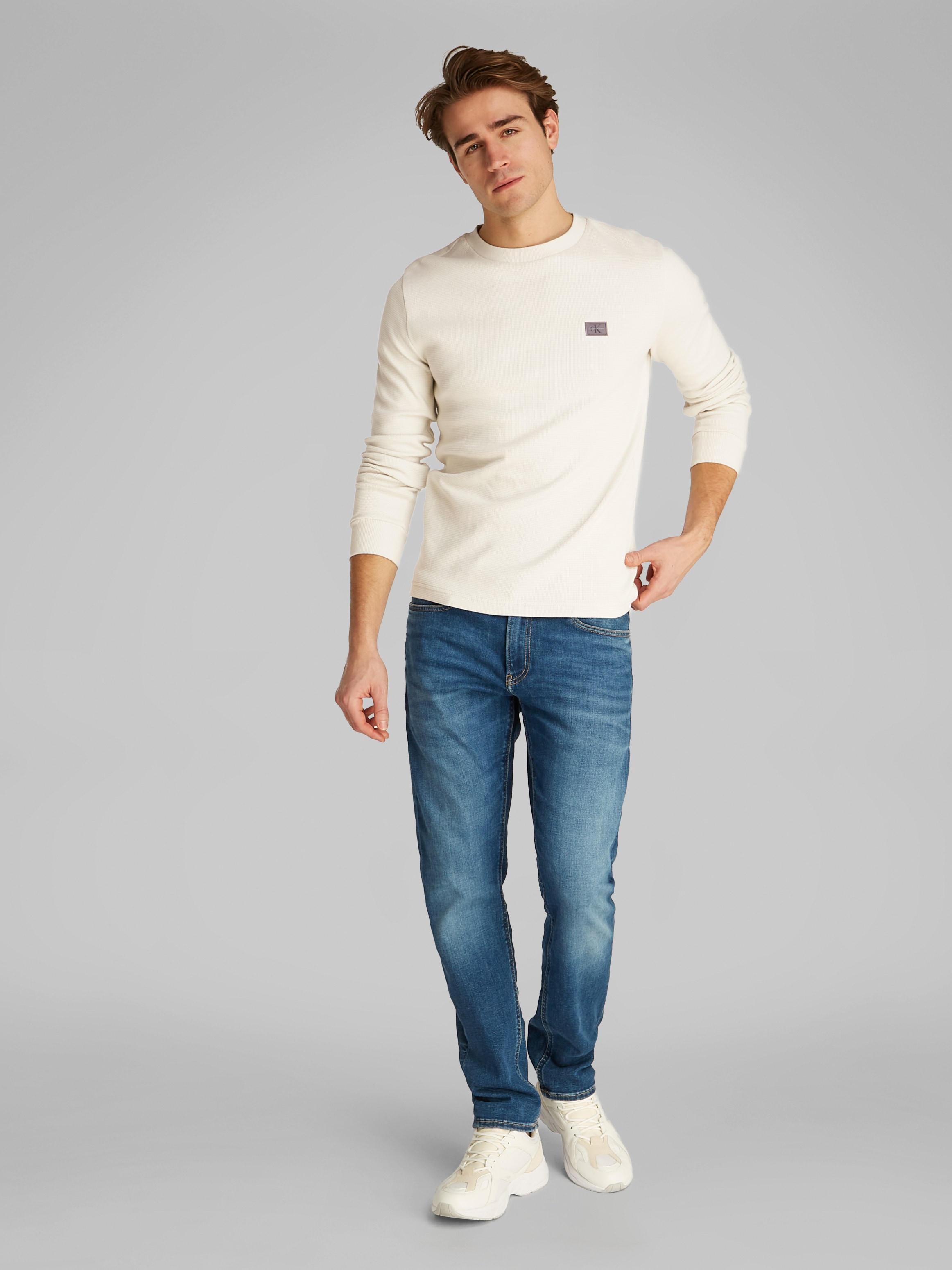 Calvin Klein Jeans Langarmshirt »WOVEN LABEL WAFFLE LS TEE« Logodruck