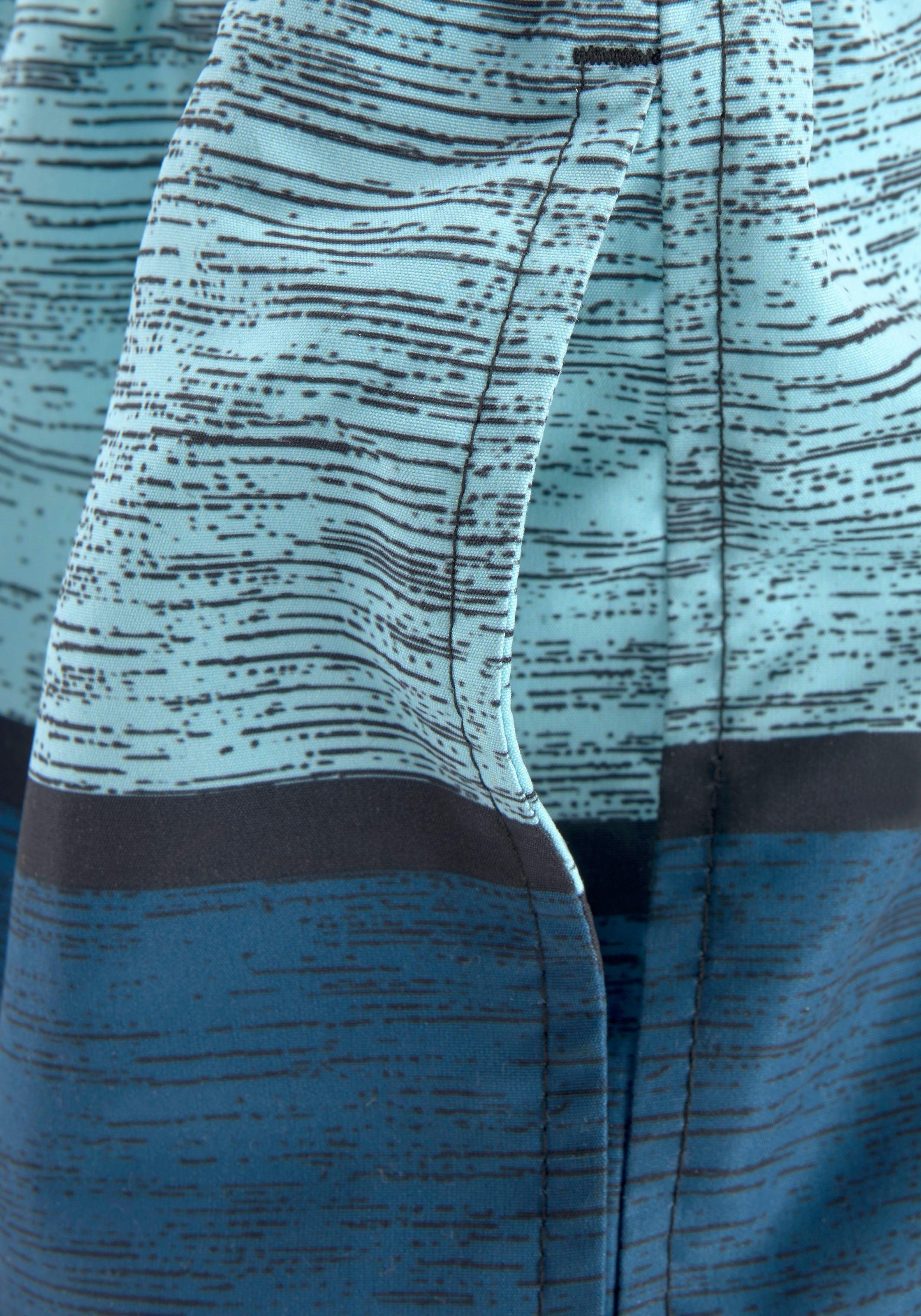 3. Bild von Bench. Badeshorts »Mac«, im trendigen Blockstreifen-Look