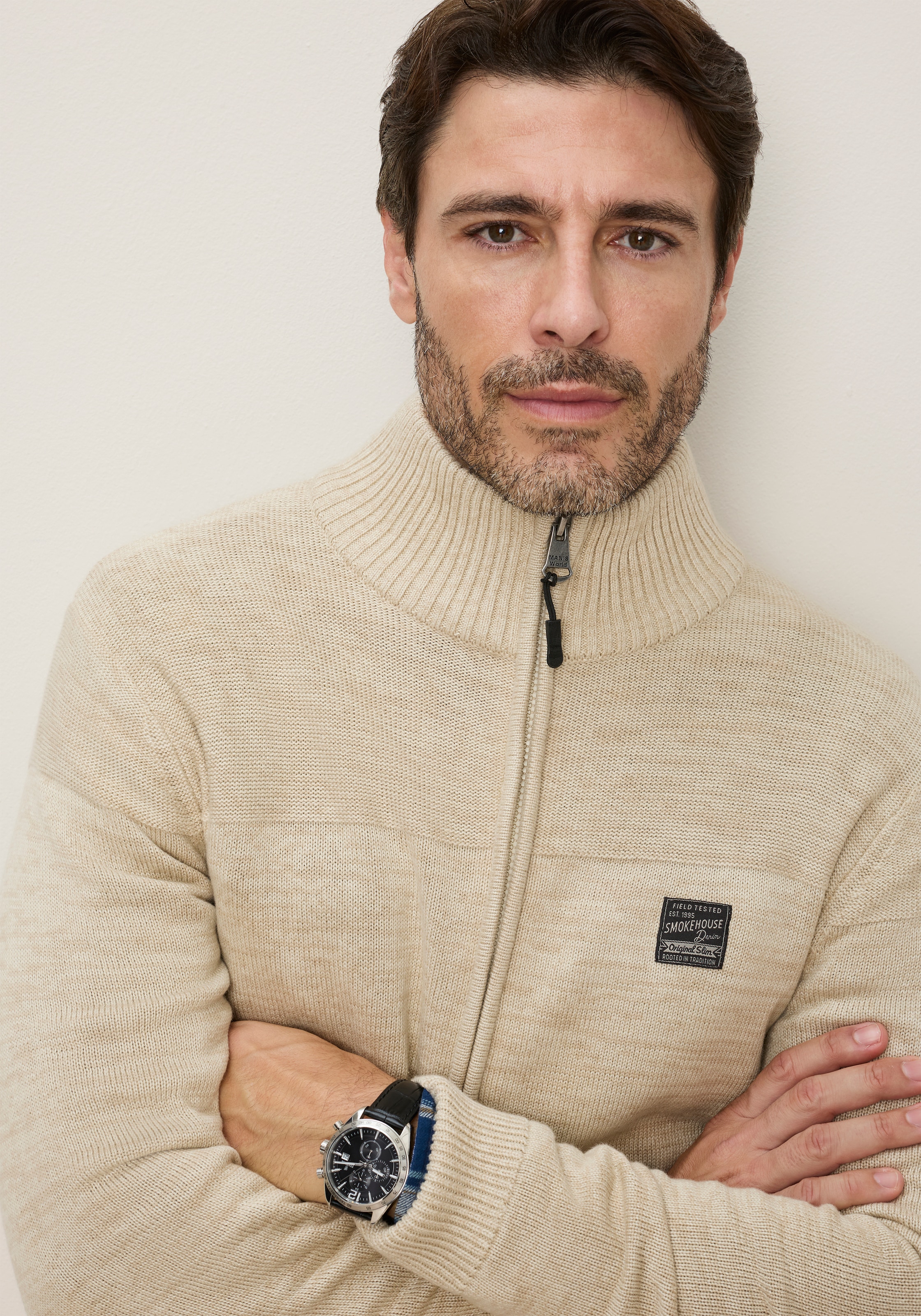 Man's World Strickjacke »Neue Kollektion! Highlight 2 Strickstrukturen« Regular Fit, mit melierter Optik, mit Stehkragen