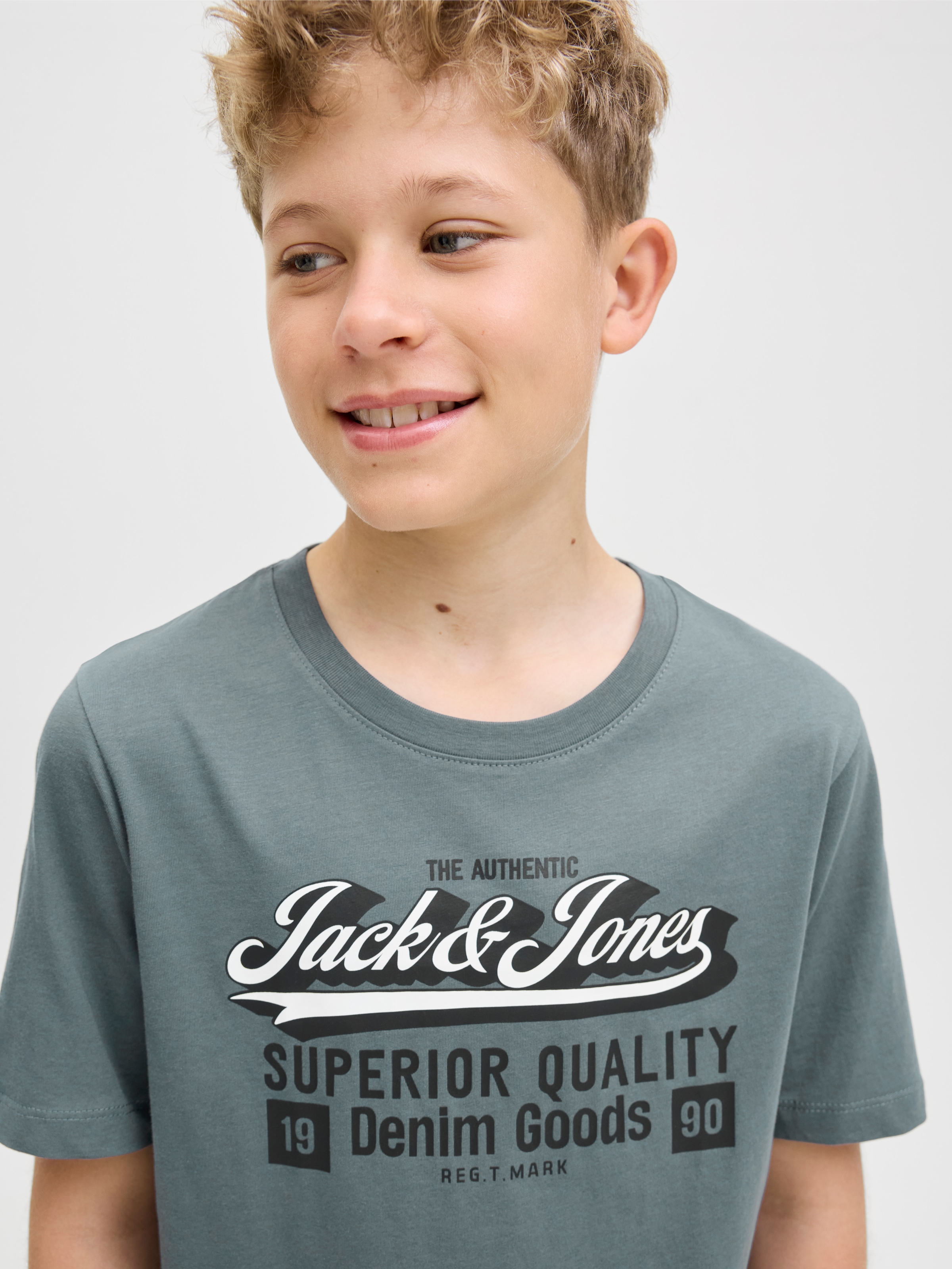 Jack & Jones Junior T-Shirt »JJELOGO TEE SS 2 COL AW25 2PK MP JNR«, (Packung, 2 tlg.)