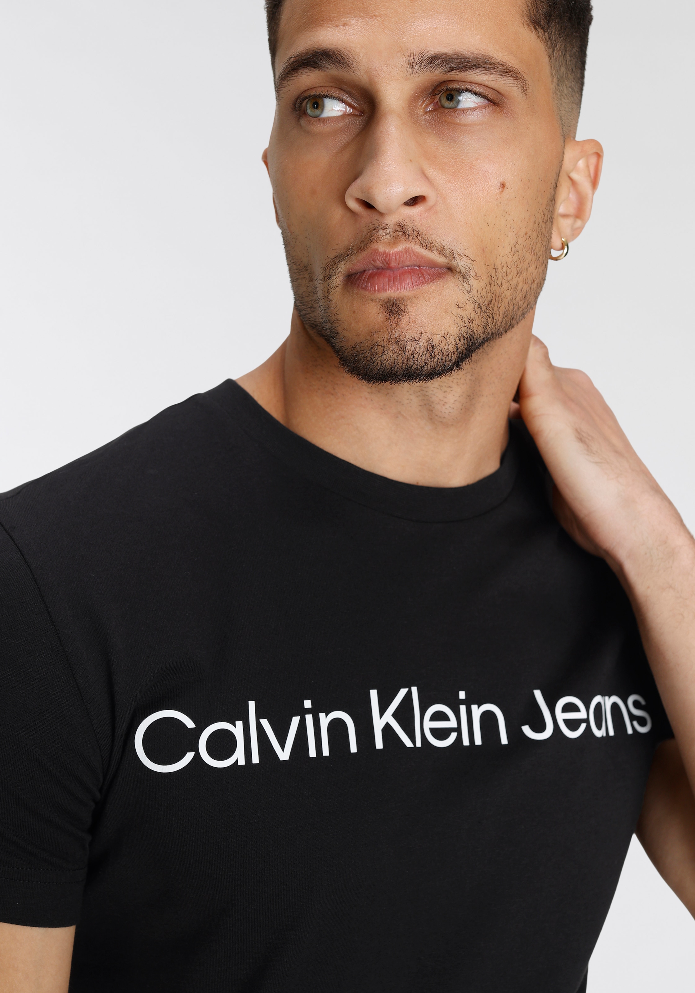 Calvin Klein Jeans T-Shirt »CORE INSTITUTIONAL LOGO SLIM TEE«, mit logo-Schriftzug