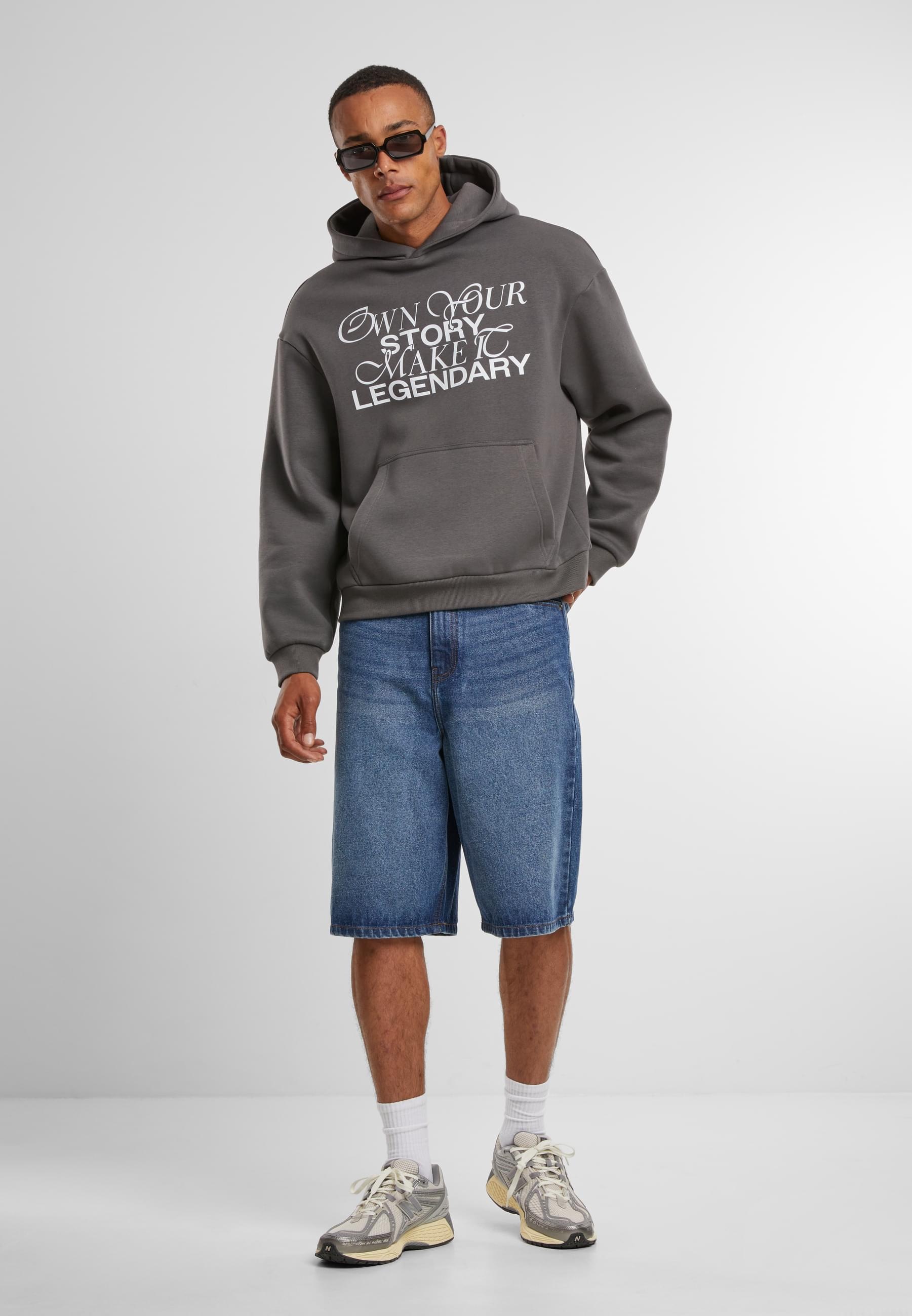 Upscale by Mister Tee Kapuzensweatshirt »Upscale by Mister Tee Make It Legendary Fluffy Hoody«, 1 Stk.
