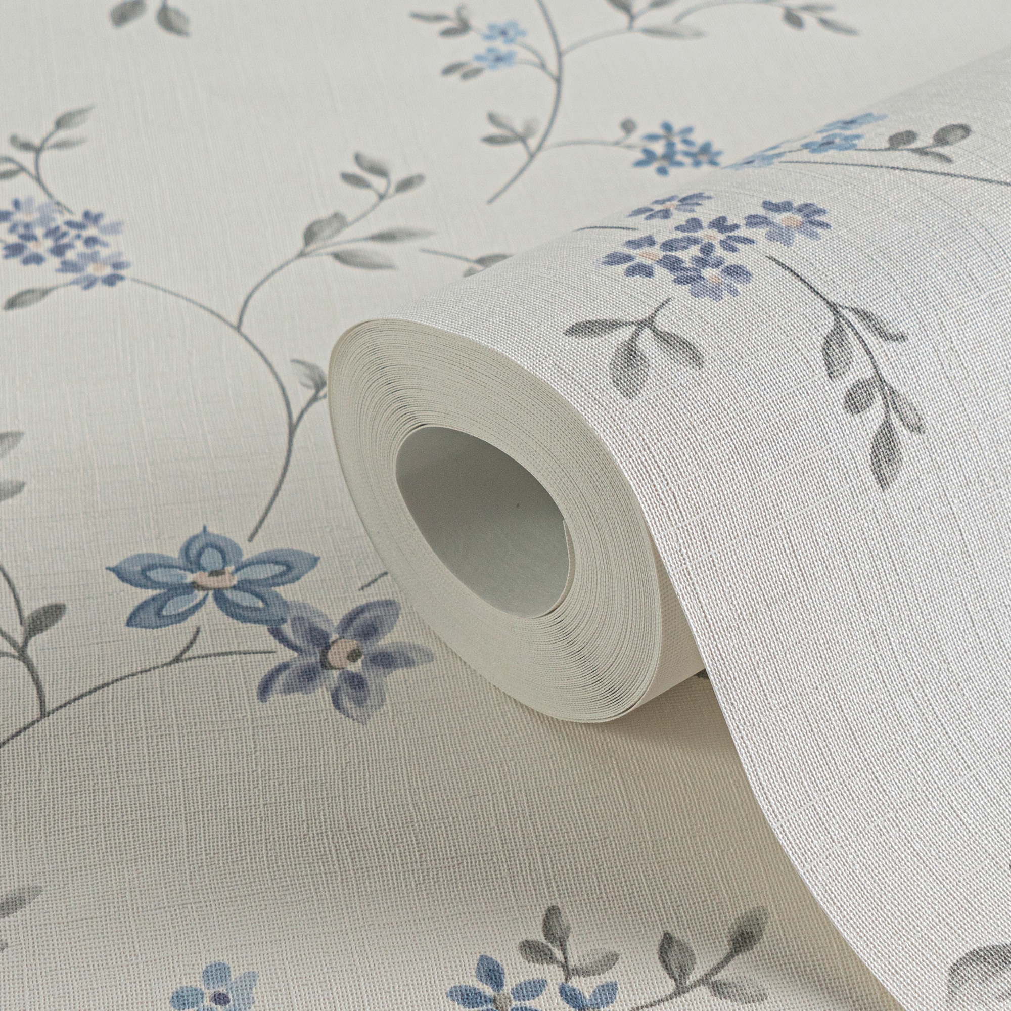 A.S. Création Vliestapete »Landhaustapete mit Blümchen«, matt-gemustert-neutral, Tapete Floral Blumenranke Tapeten Wohnzimmer Schlafzimmer Küche Design