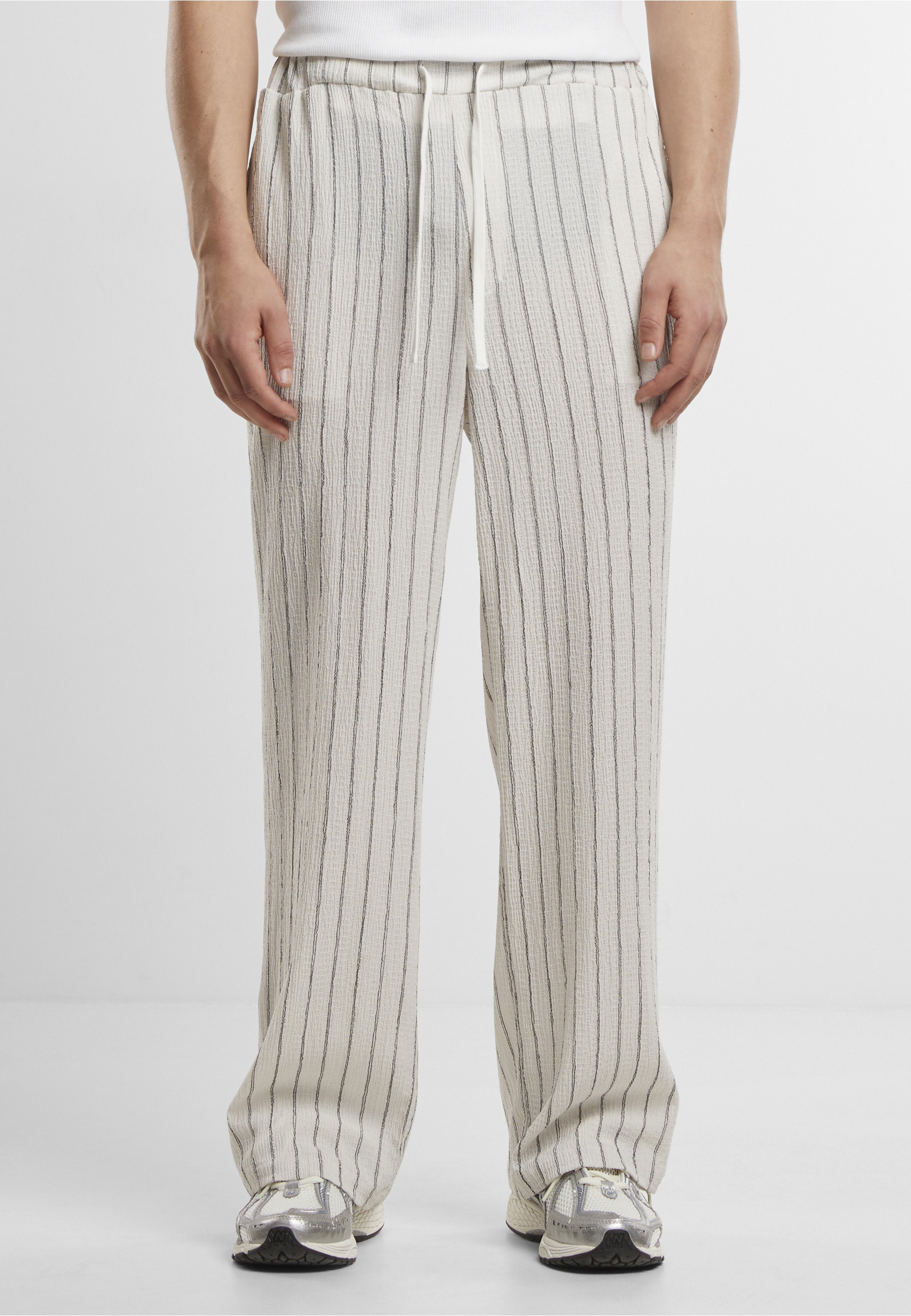 URBAN CLASSICS Stoffhose »Urban Classics Striped Crinkle Resort Pants«
