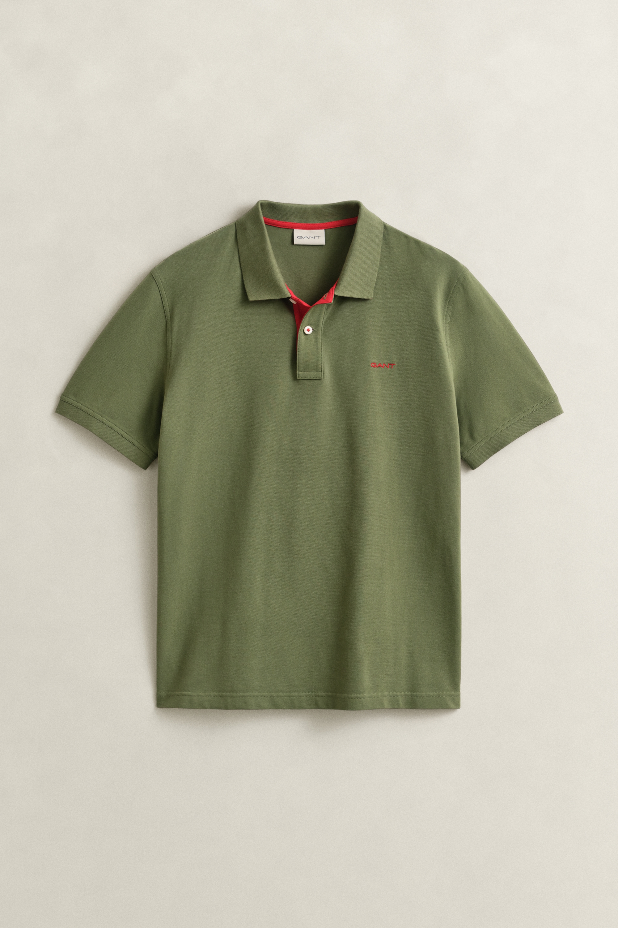 Gant Poloshirt »REG CONTRAST PIQUE SS POLO« mit kontrastfarbenen Einsätzen