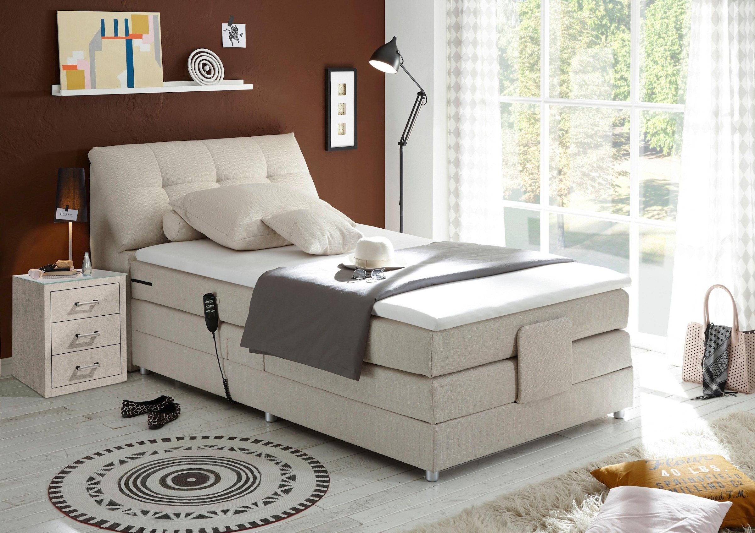 ED EXCITING DESIGN Boxspringbett »Carpino«, inkl. Motor, Stauraum im Kopfteil und Topper