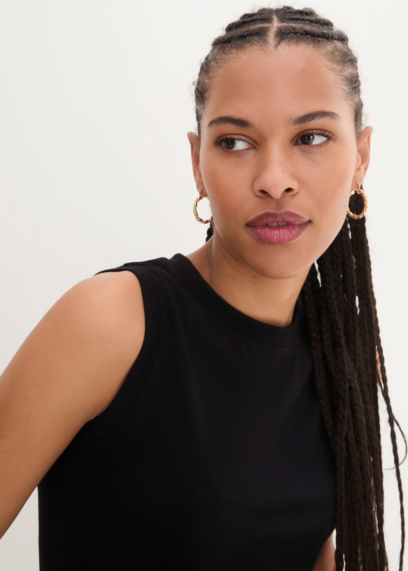 bonprix Shirttop »Tanktop mit reiner Baumwolle« schmale Passform, hochgeschlossener Ausschnitt, ärmellos