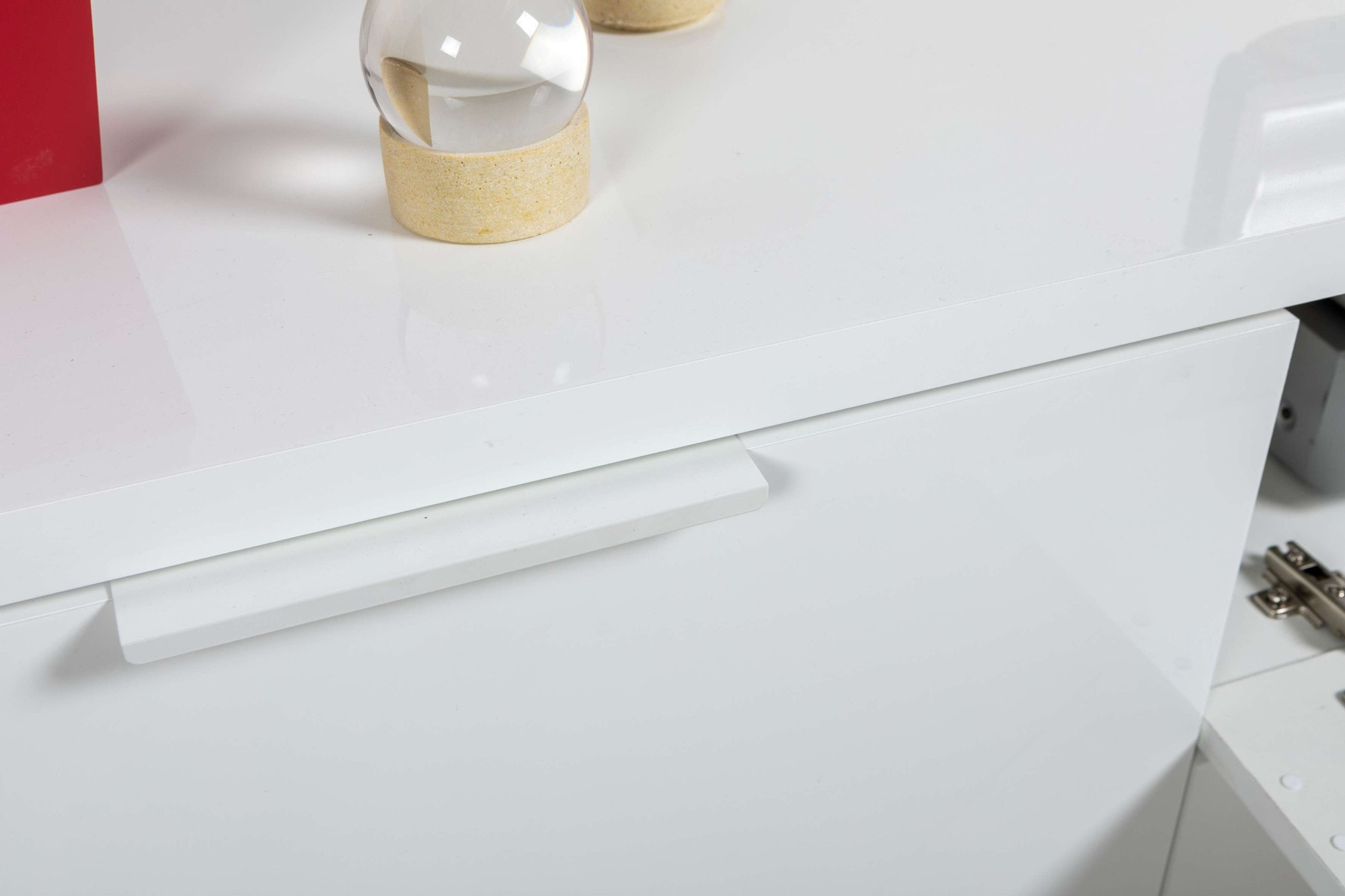 Composad Lowboard »Mundi, Lowboard, TV-Board, TV-Kommode, Fernsehschrank«, (1 St.), mit 2 Türen und 2 Klapptüren hochglanz lackiert