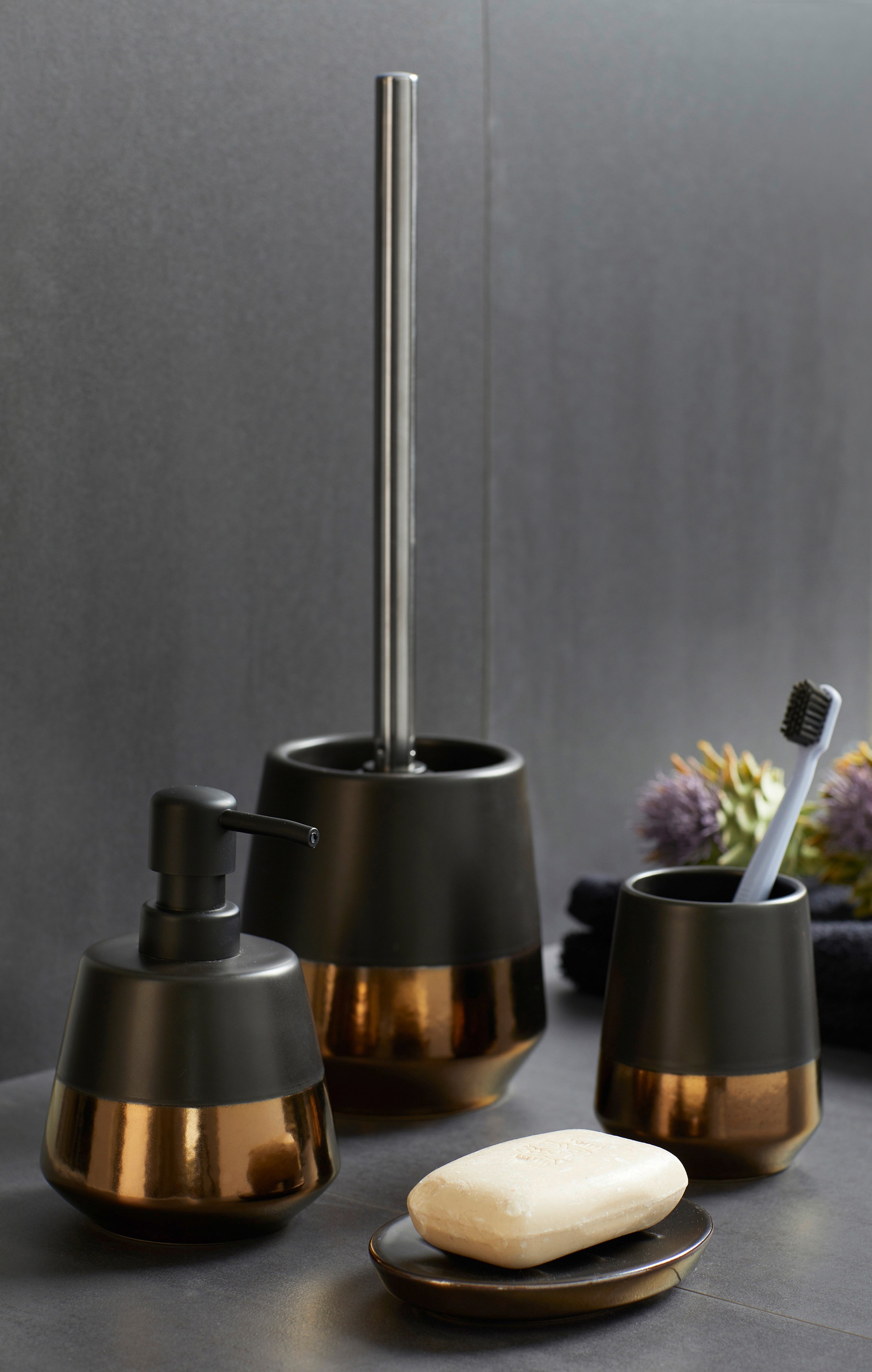 WENKO Seifenspender »Brandol«, (1 tlg.), Keramik, 450 ml