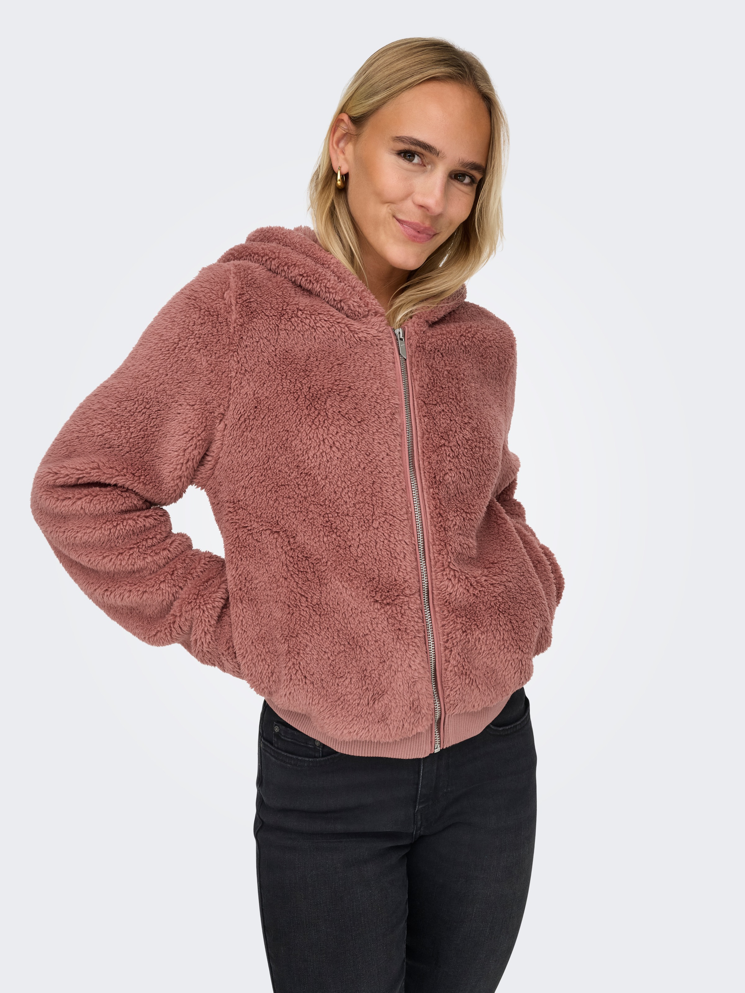ONLY Kapuzenplüschjacke »ONLNEWANNA CONTACT SHERPA JKT OTW NOOS«, mit Kapuze