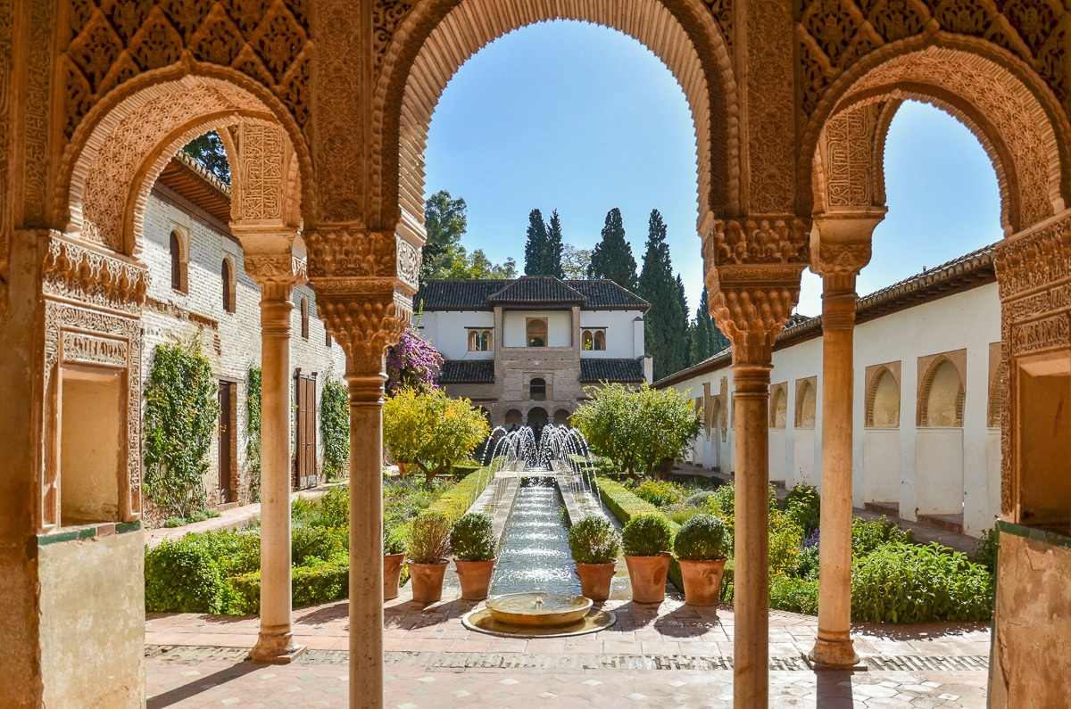 Papermoon Fototapete »Generalife Garten« günstig online kaufen