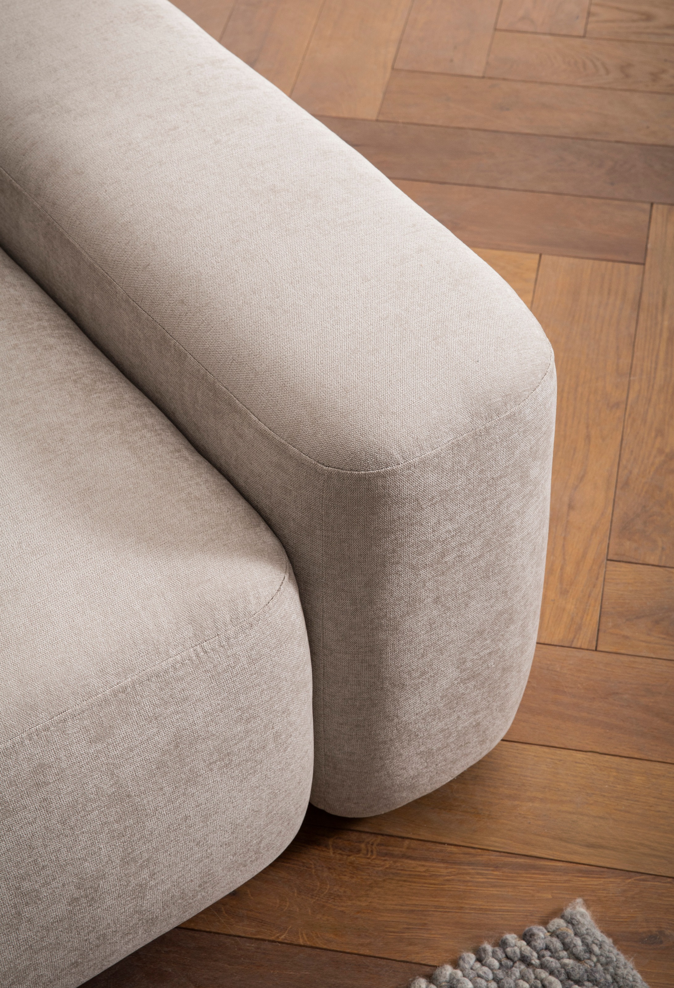 INOSIGN 3-Sitzer »TORGE (257cm), Sofa,Schlafsofa in Cord, Samtvelours, Struktur fein«, rundes Design, Schlaffunktion u. Bettkasten, Liegefläche: 135/200 cm